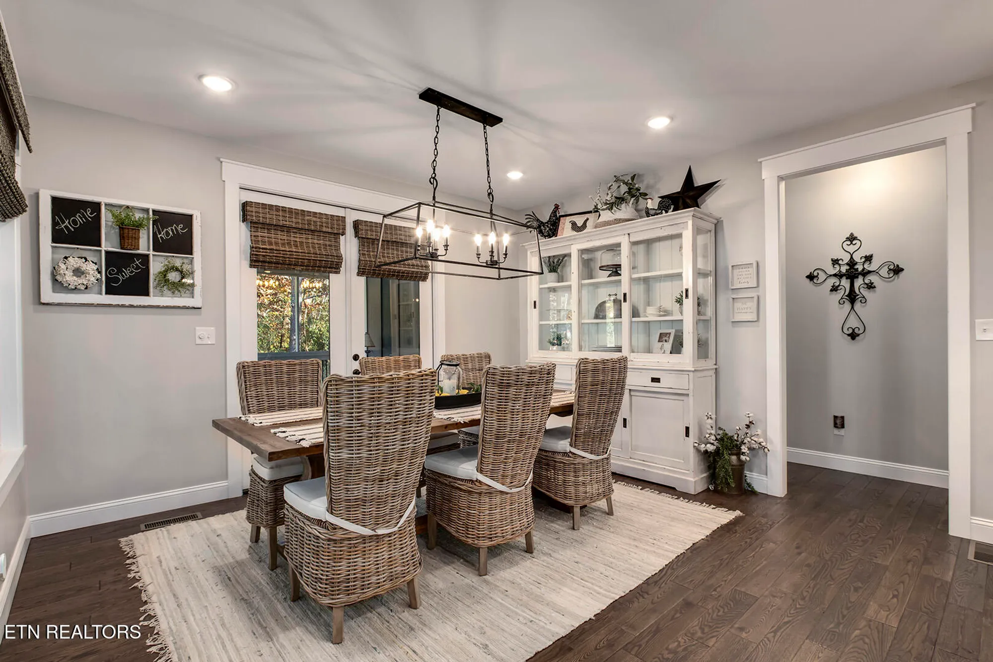 Property Slideshow image 21 of 62 | 206 atoka pl, Loudon, TN, 37774