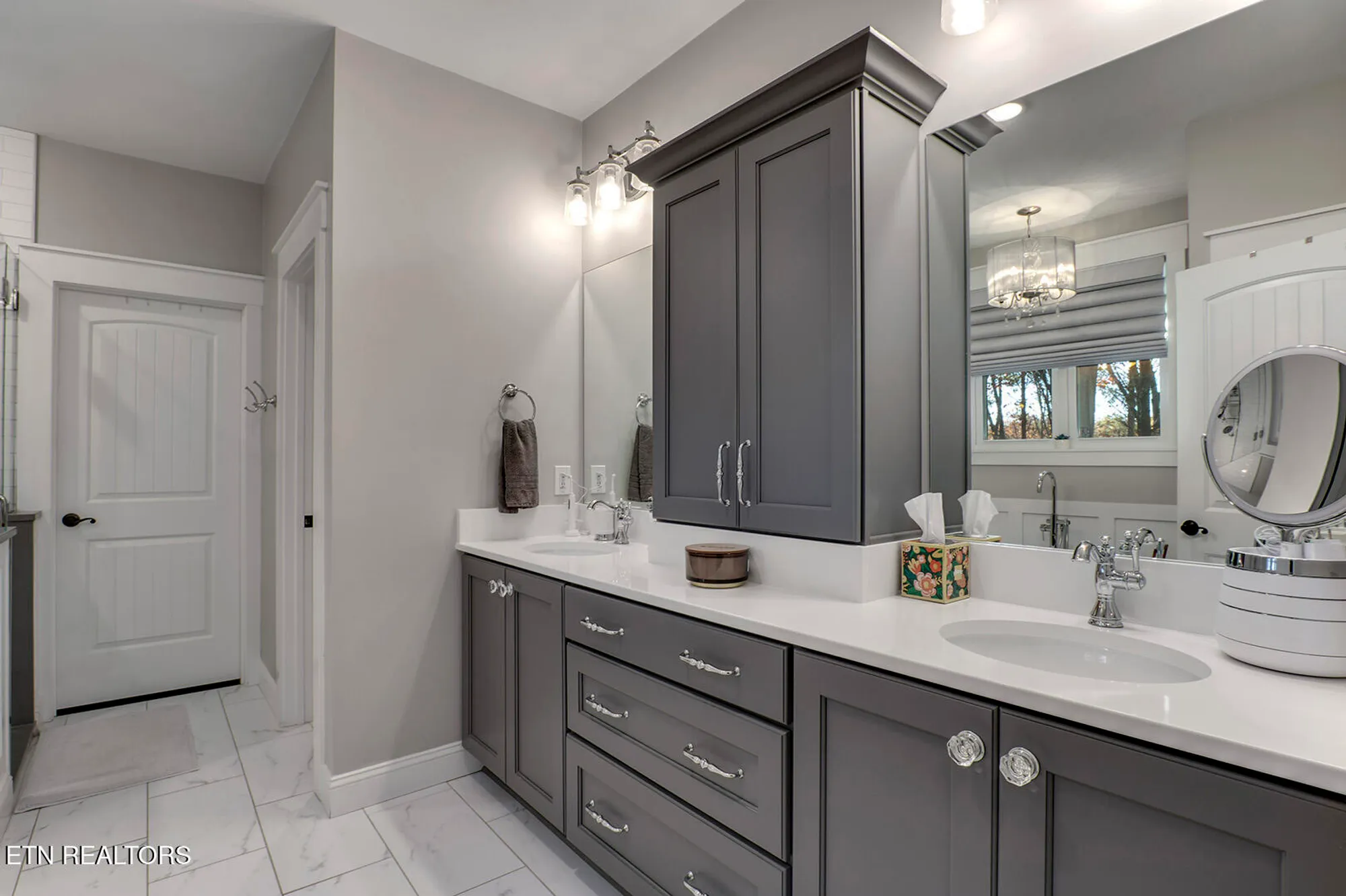 Property Slideshow image 24 of 62 | 206 atoka pl, Loudon, TN, 37774