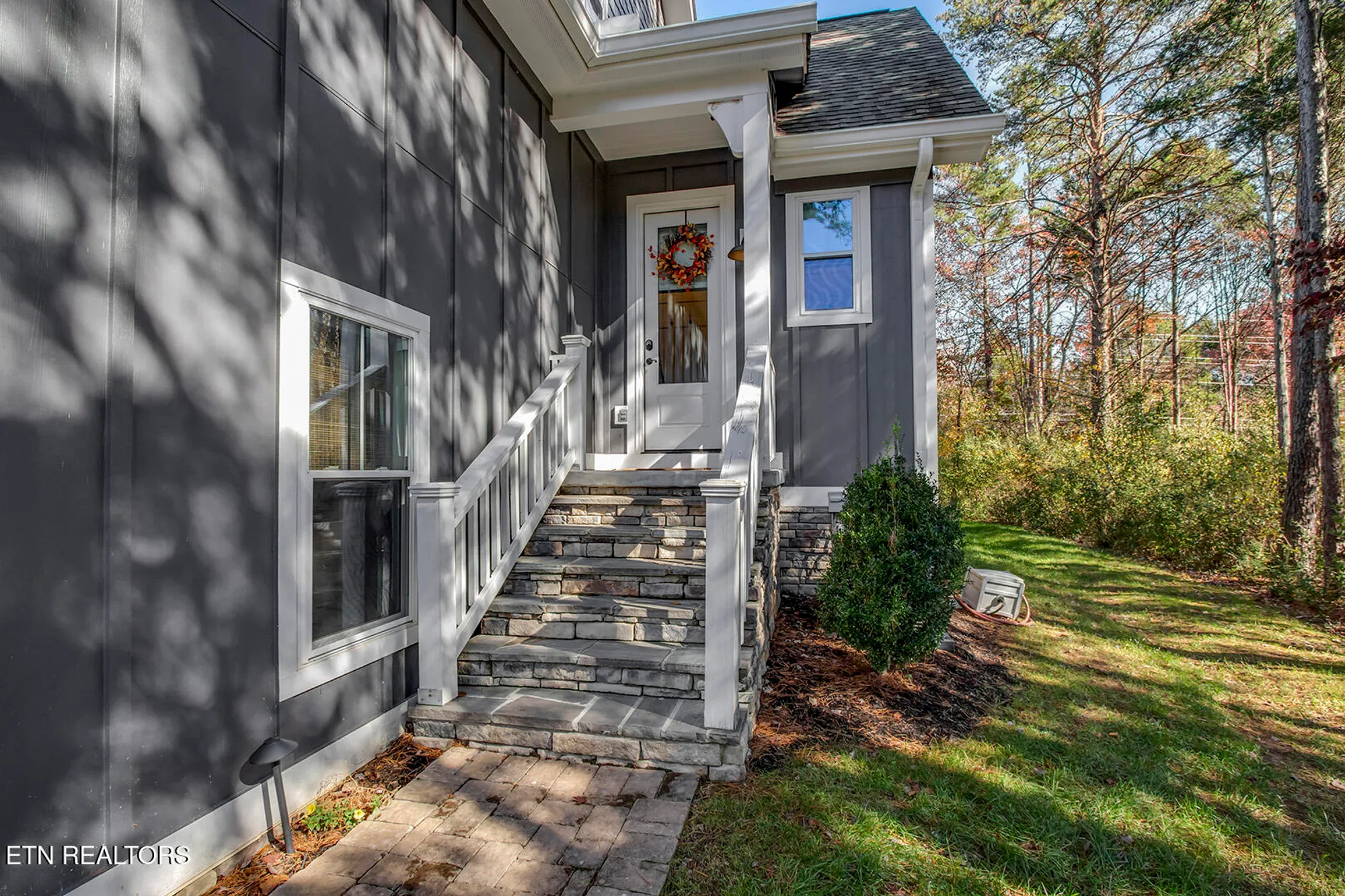 Property Slideshow image 46 of 62 | 206 atoka pl, Loudon, TN, 37774