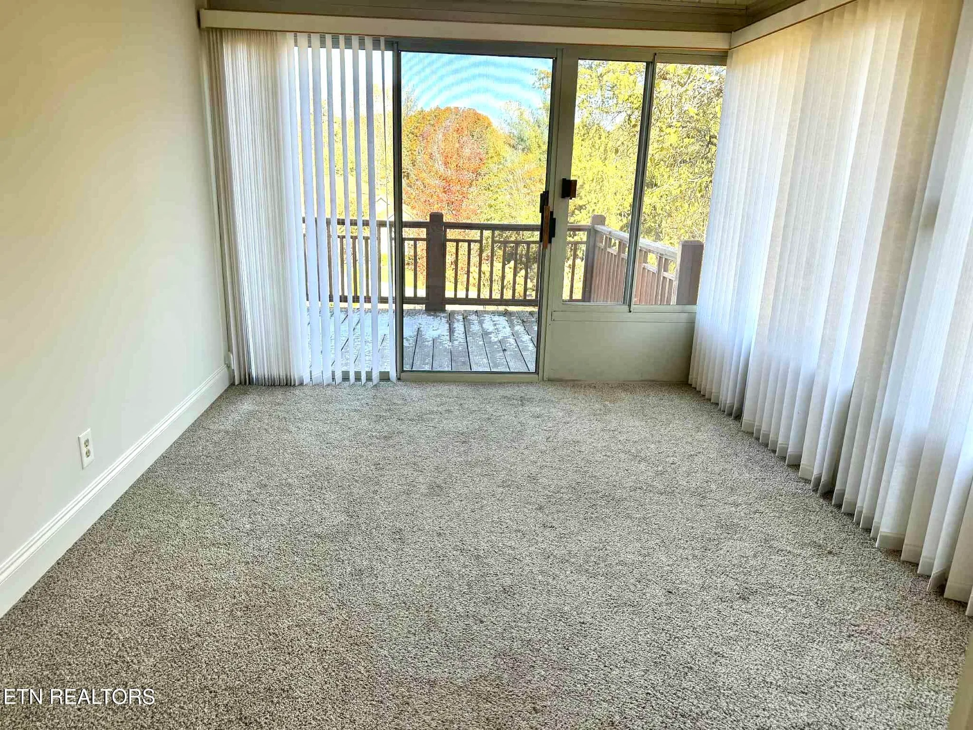 Property Slideshow image 26 of 38 | 179 depew dr, Loudon, TN, 37774