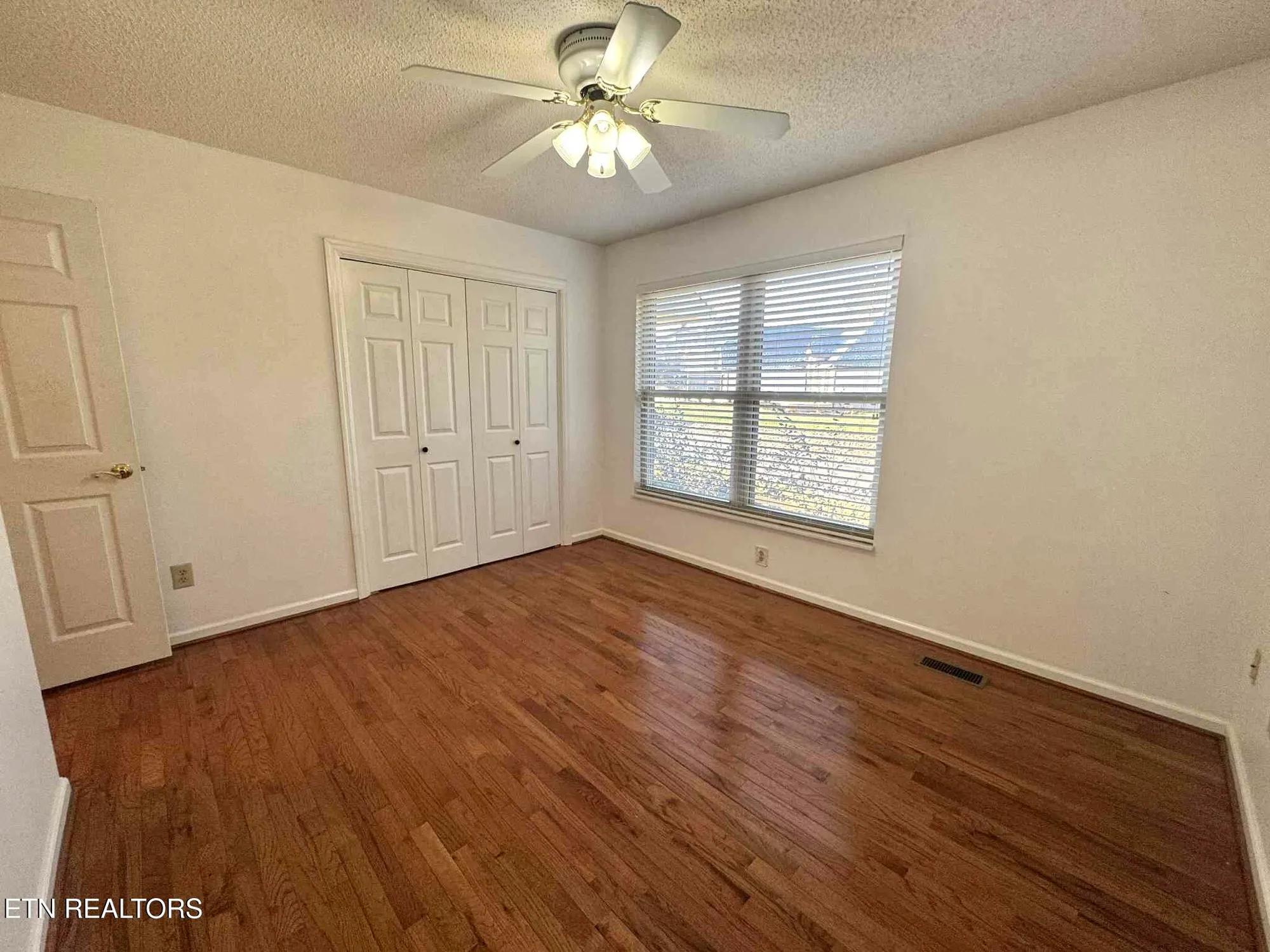 Property Slideshow image 24 of 38 | 179 depew dr, Loudon, TN, 37774