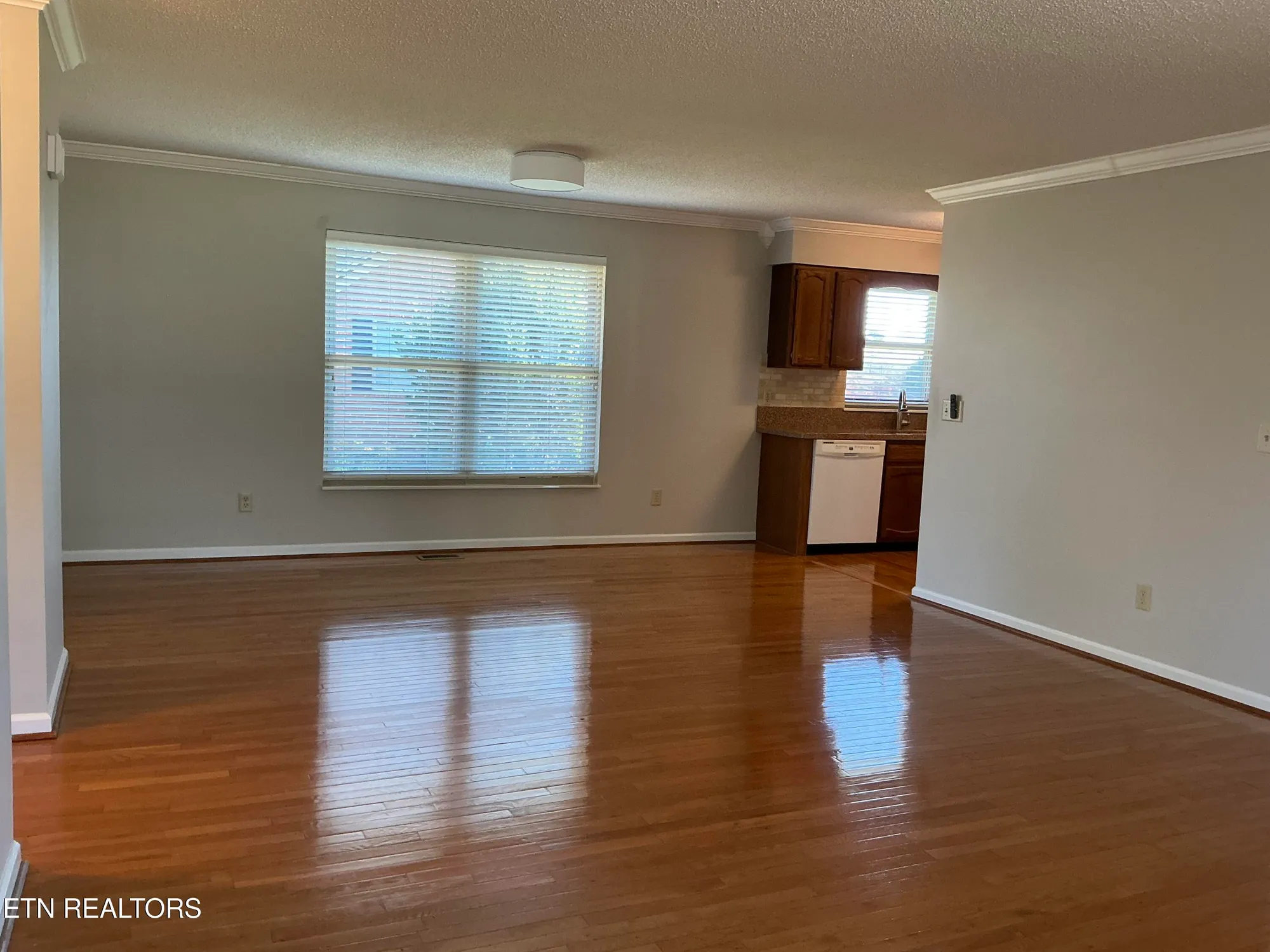 Property Slideshow image 9 of 38 | 179 depew dr, Loudon, TN, 37774