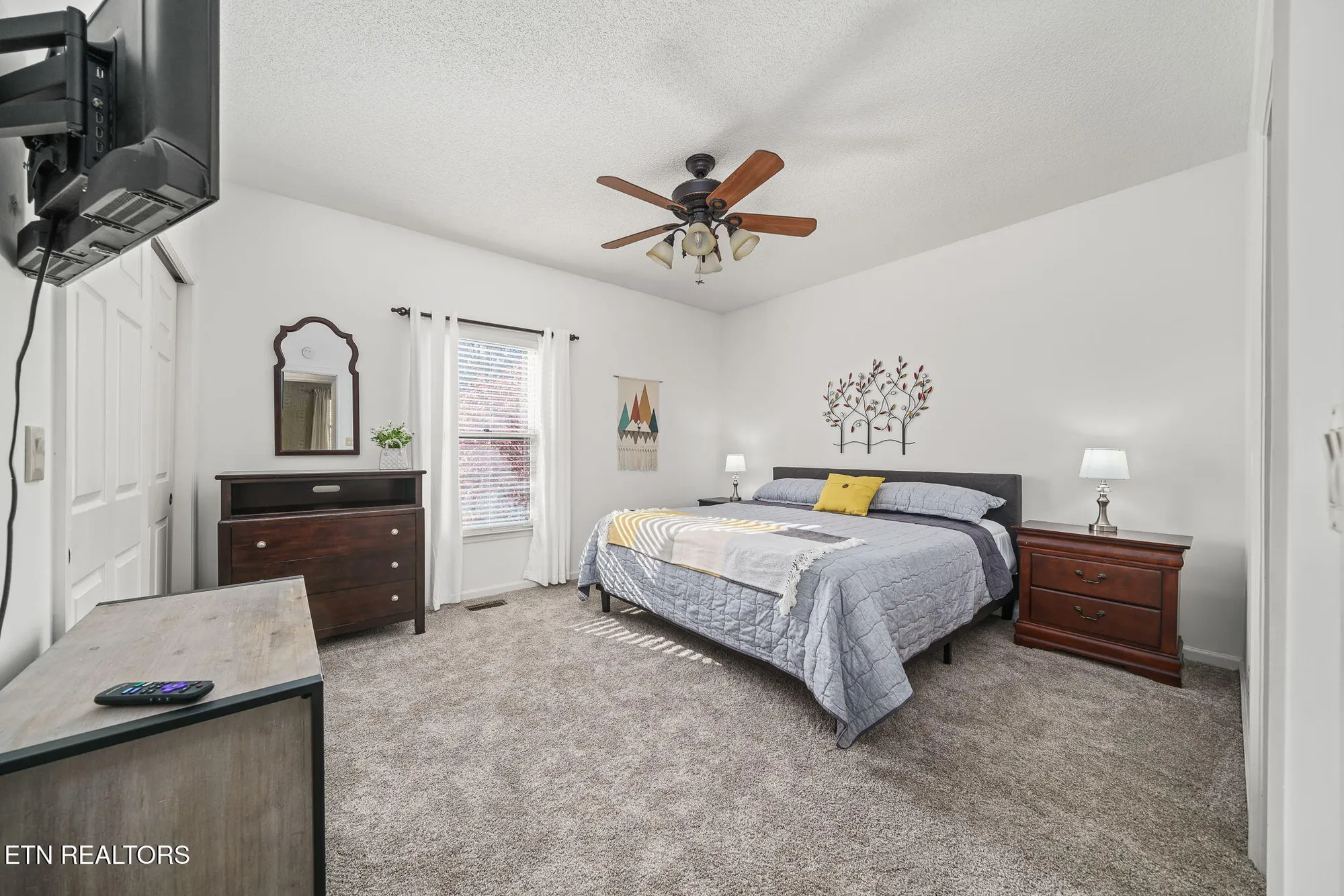 Property Slideshow image 22 of 39 | 128 lisa ln, Crossville, TN, 38558