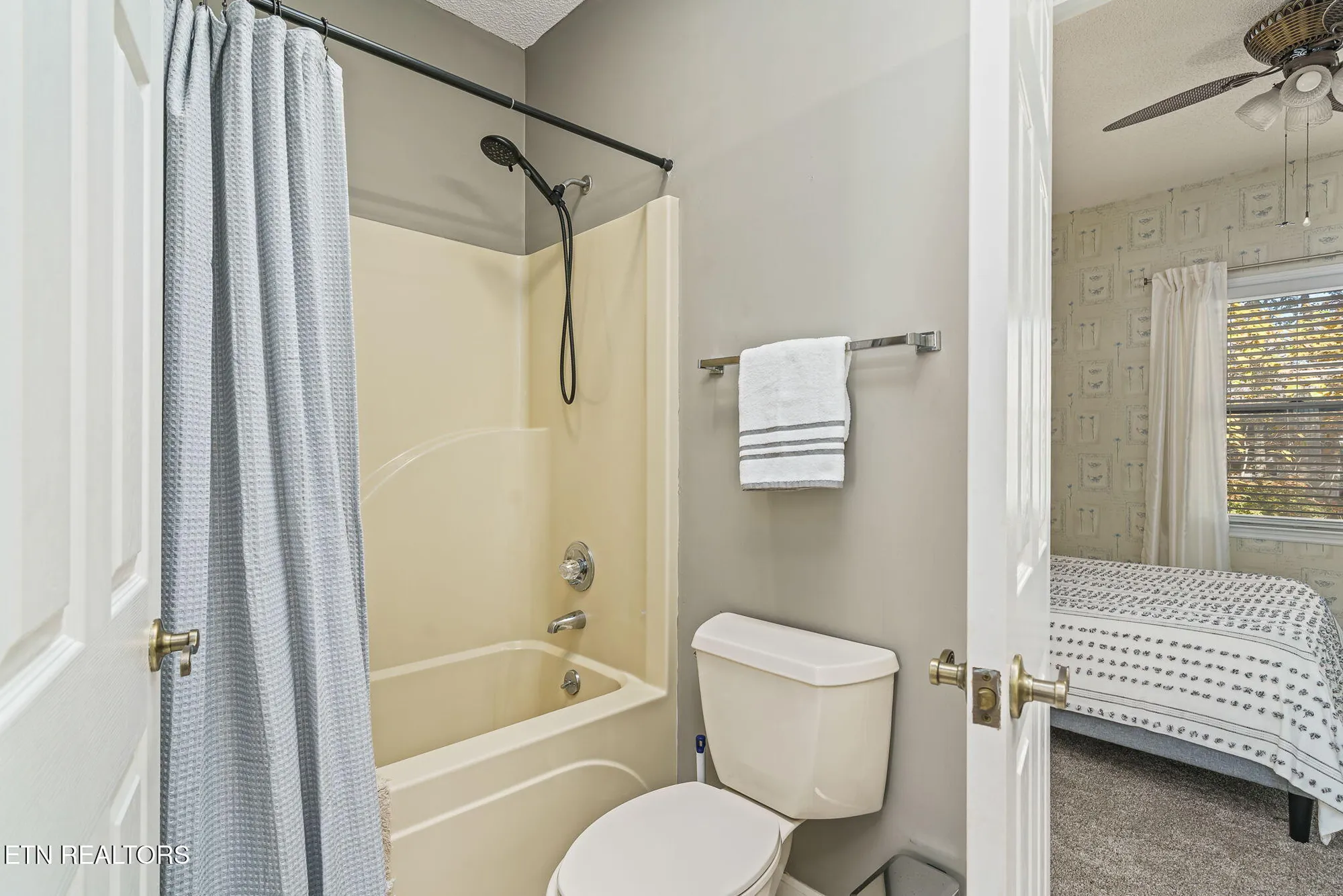 Property Slideshow image 24 of 39 | 128 lisa ln, Crossville, TN, 38558