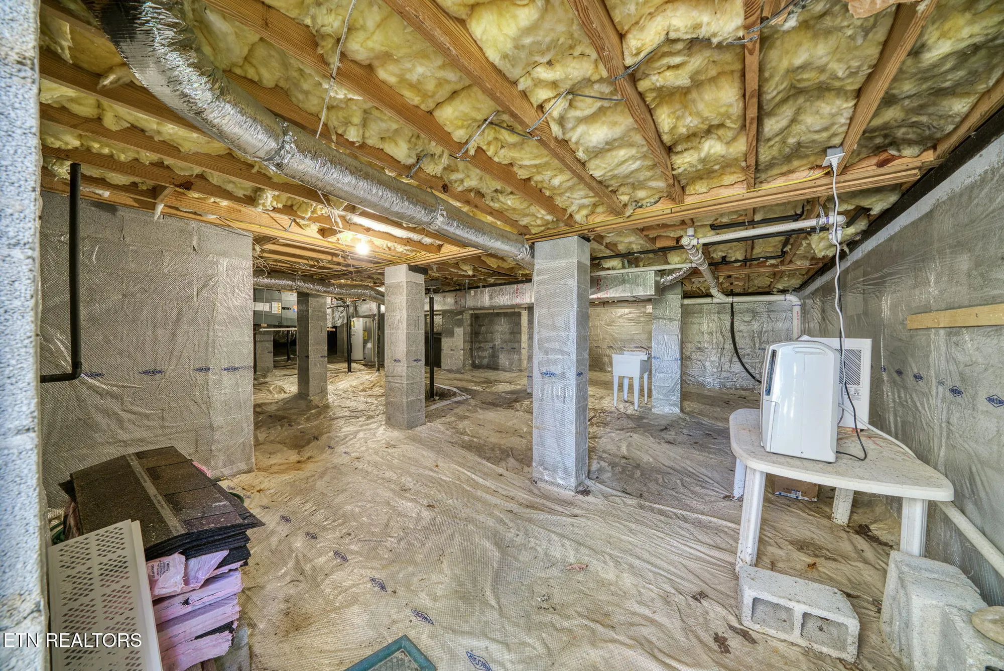 Property Slideshow image 34 of 39 | 128 lisa ln, Crossville, TN, 38558