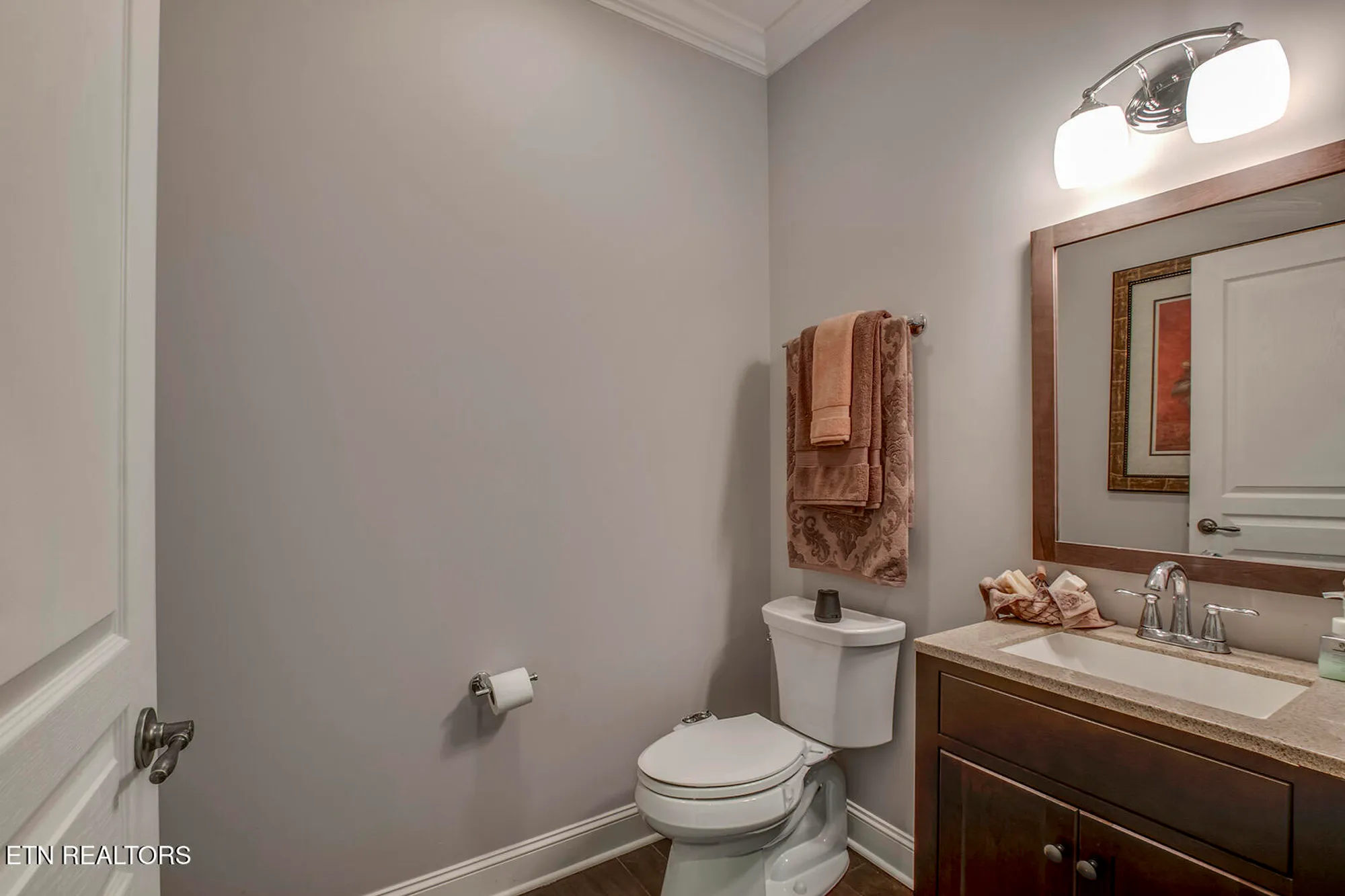 Property Slideshow image 31 of 60 | 211 chickasaw ln, Loudon, TN, 37774