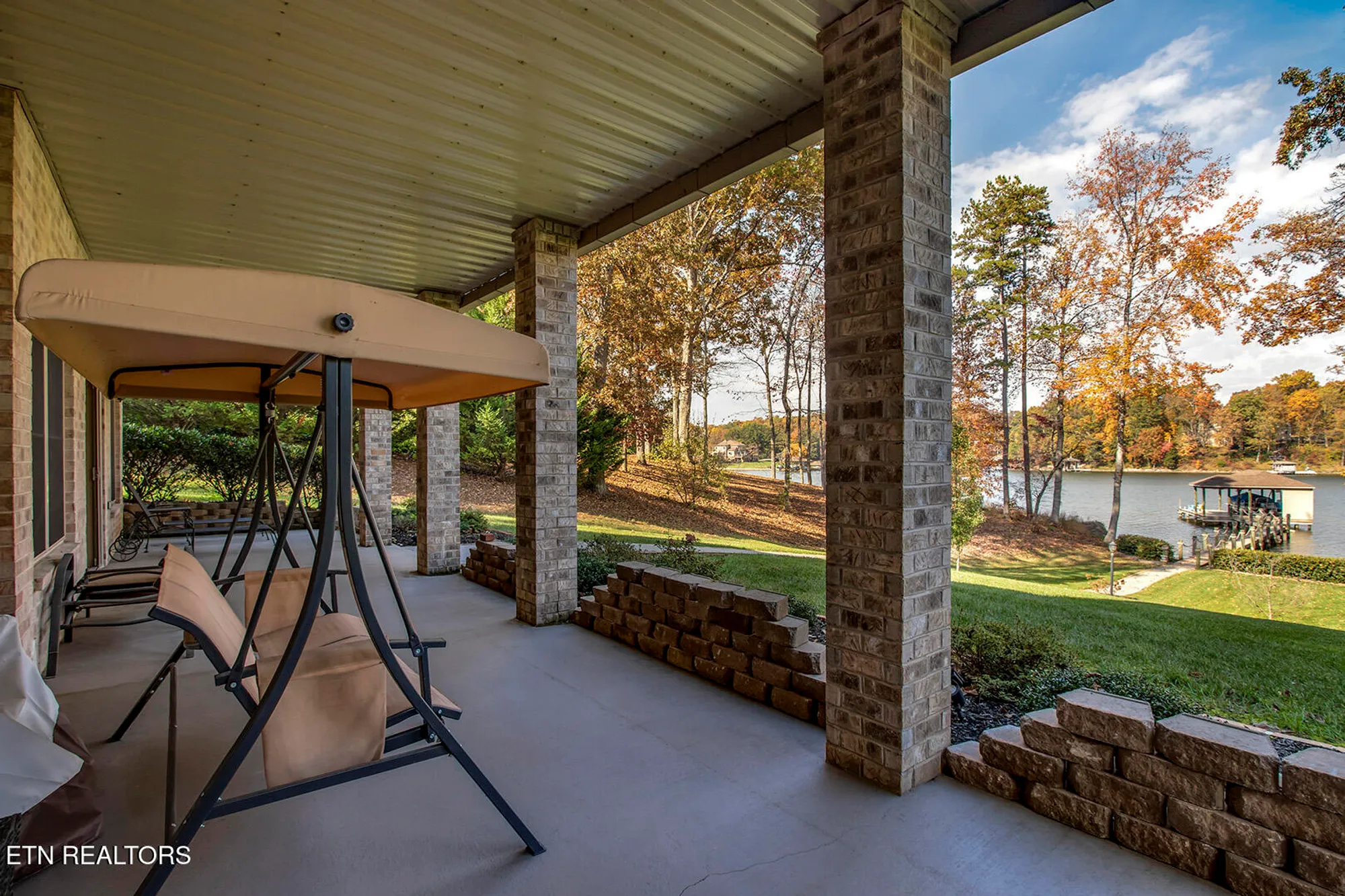 Property Slideshow image 37 of 60 | 211 chickasaw ln, Loudon, TN, 37774