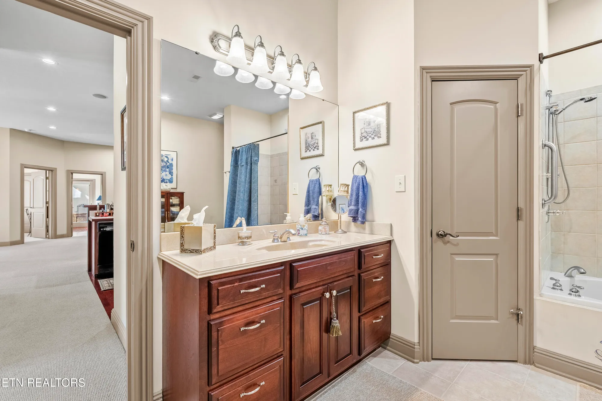 Property Slideshow image 37 of 50 | 230 big water dr, Vonore, TN, 37885