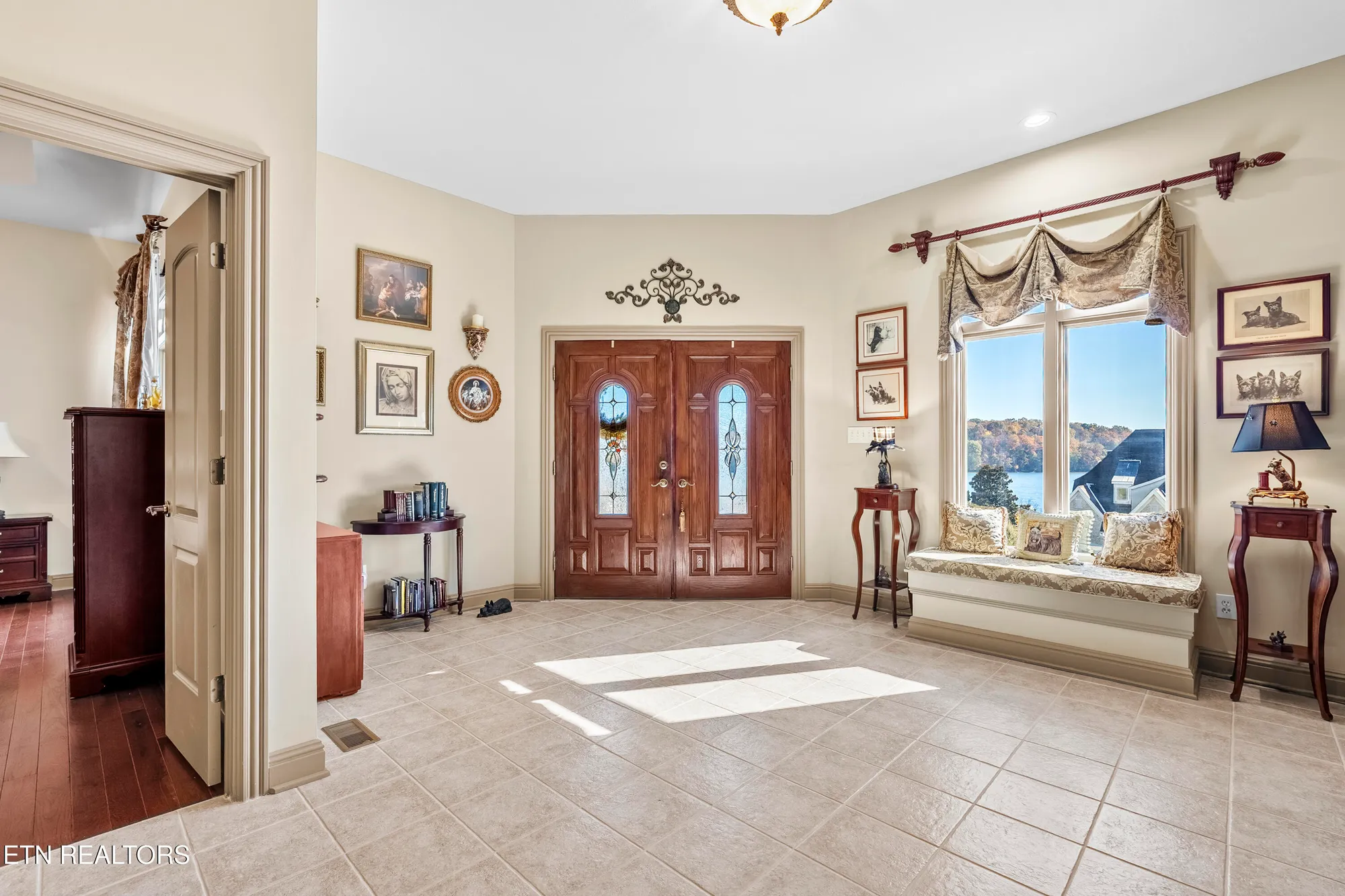 Property Slideshow image 7 of 50 | 230 big water dr, Vonore, TN, 37885