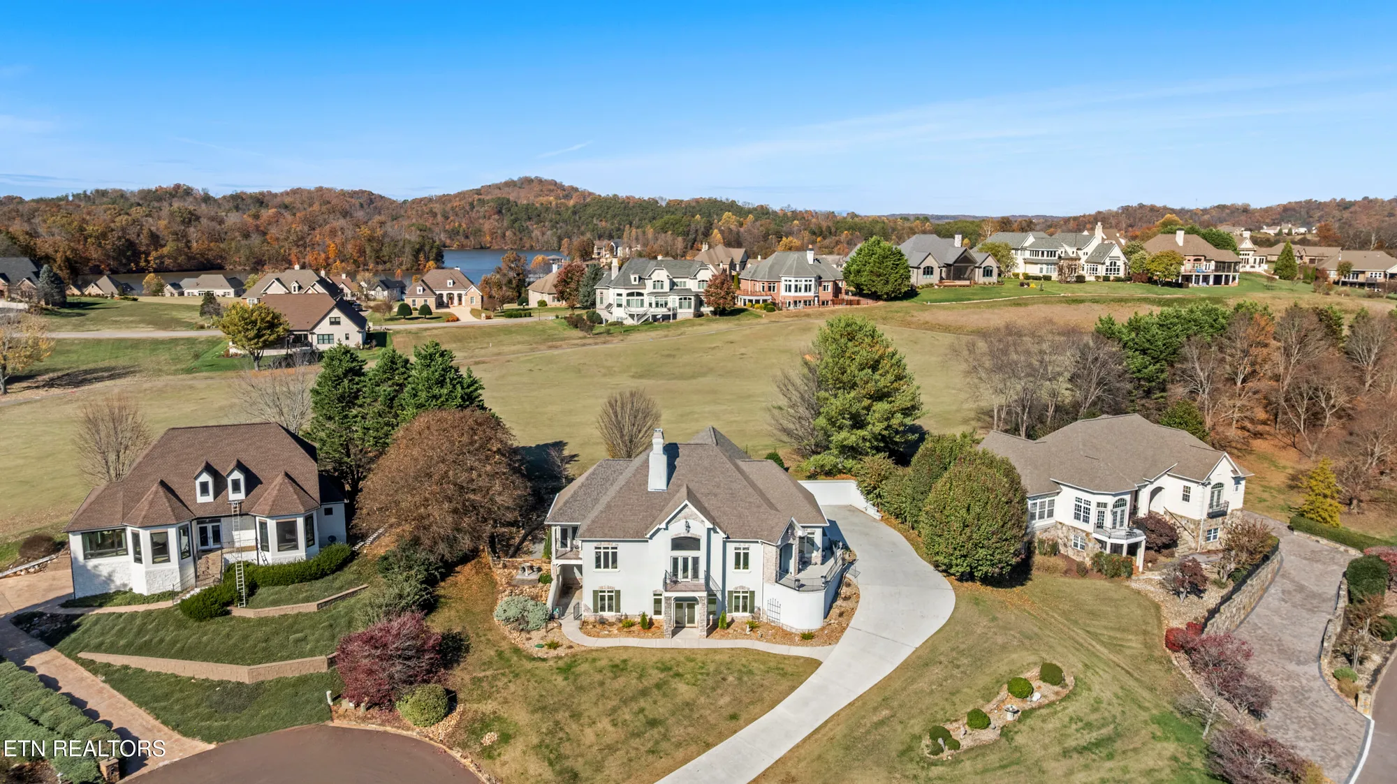 Property Slideshow image 46 of 50 | 230 big water dr, Vonore, TN, 37885