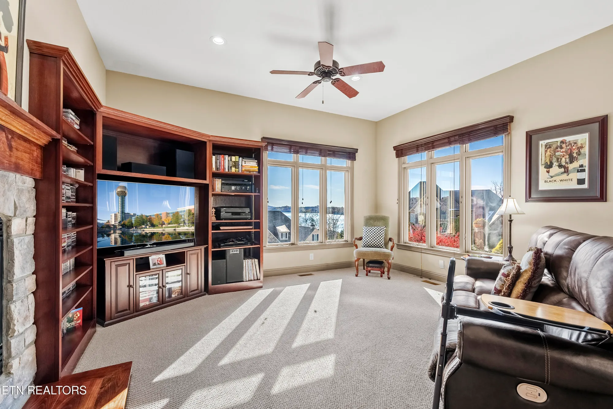 Property Slideshow image 13 of 50 | 230 big water dr, Vonore, TN, 37885