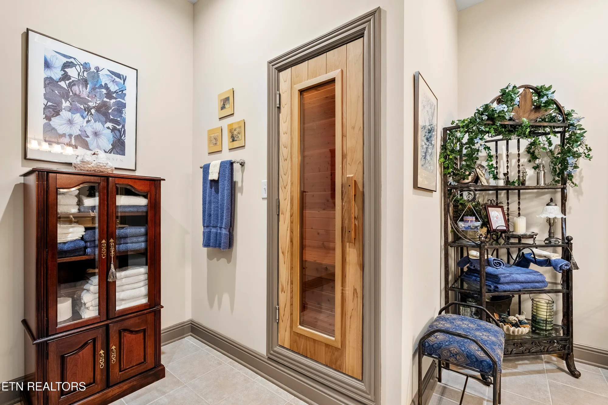 Property Slideshow image 39 of 50 | 230 big water dr, Vonore, TN, 37885