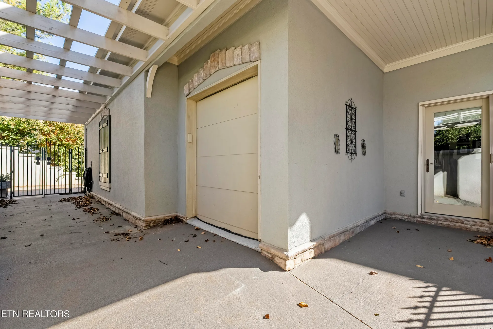 Property Slideshow image 43 of 50 | 230 big water dr, Vonore, TN, 37885