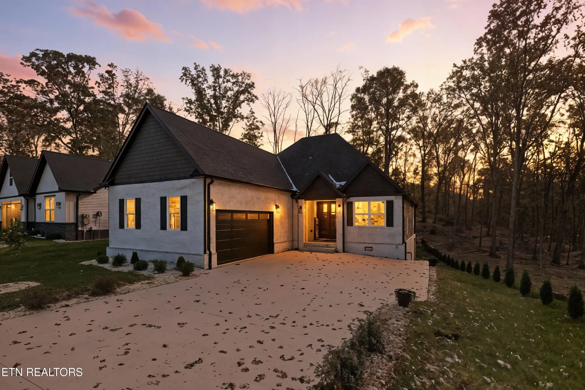 Property Slideshow image 1 of 51 | 256 elohi way, Loudon, TN, 37774