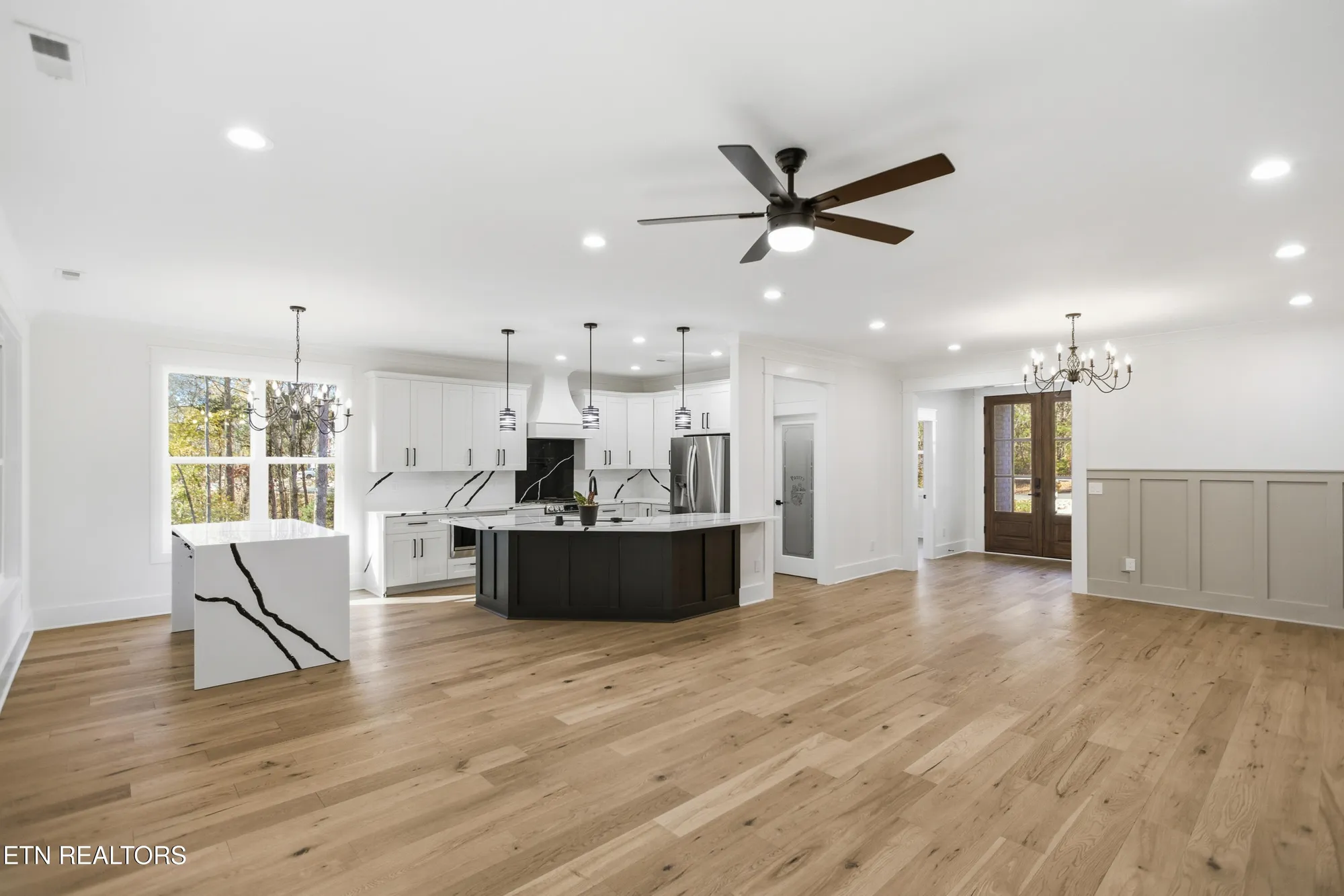 Property Slideshow image 7 of 51 | 256 elohi way, Loudon, TN, 37774