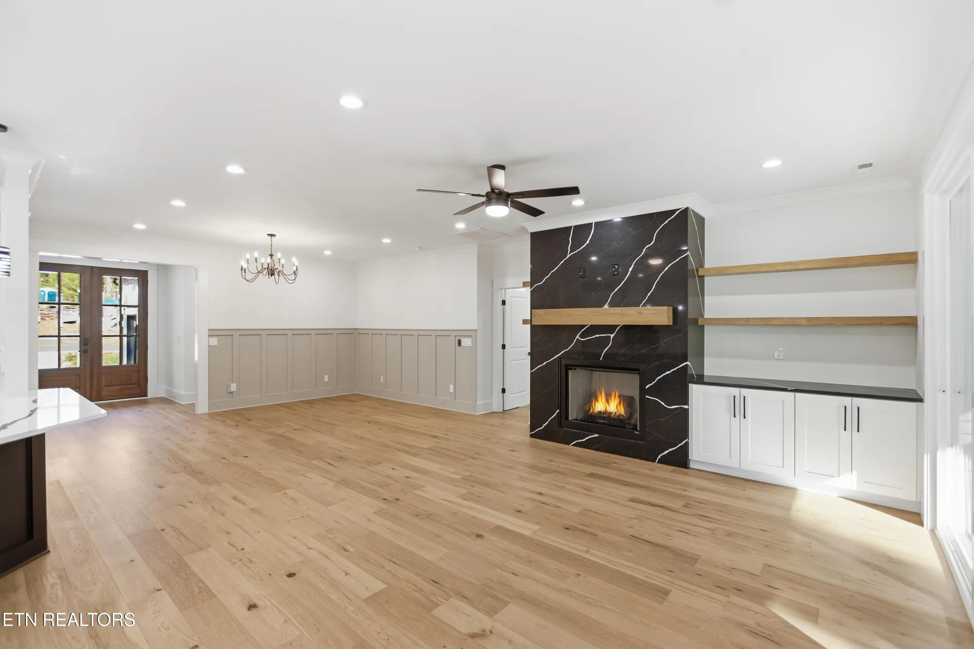 Property Slideshow image 12 of 51 | 256 elohi way, Loudon, TN, 37774