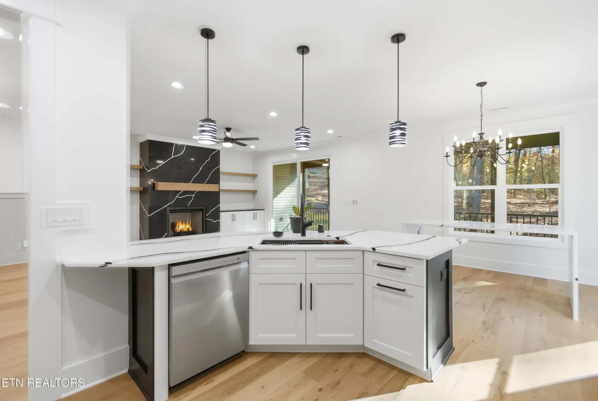 Property Slideshow image 19 of 51 | 256 elohi way, Loudon, TN, 37774