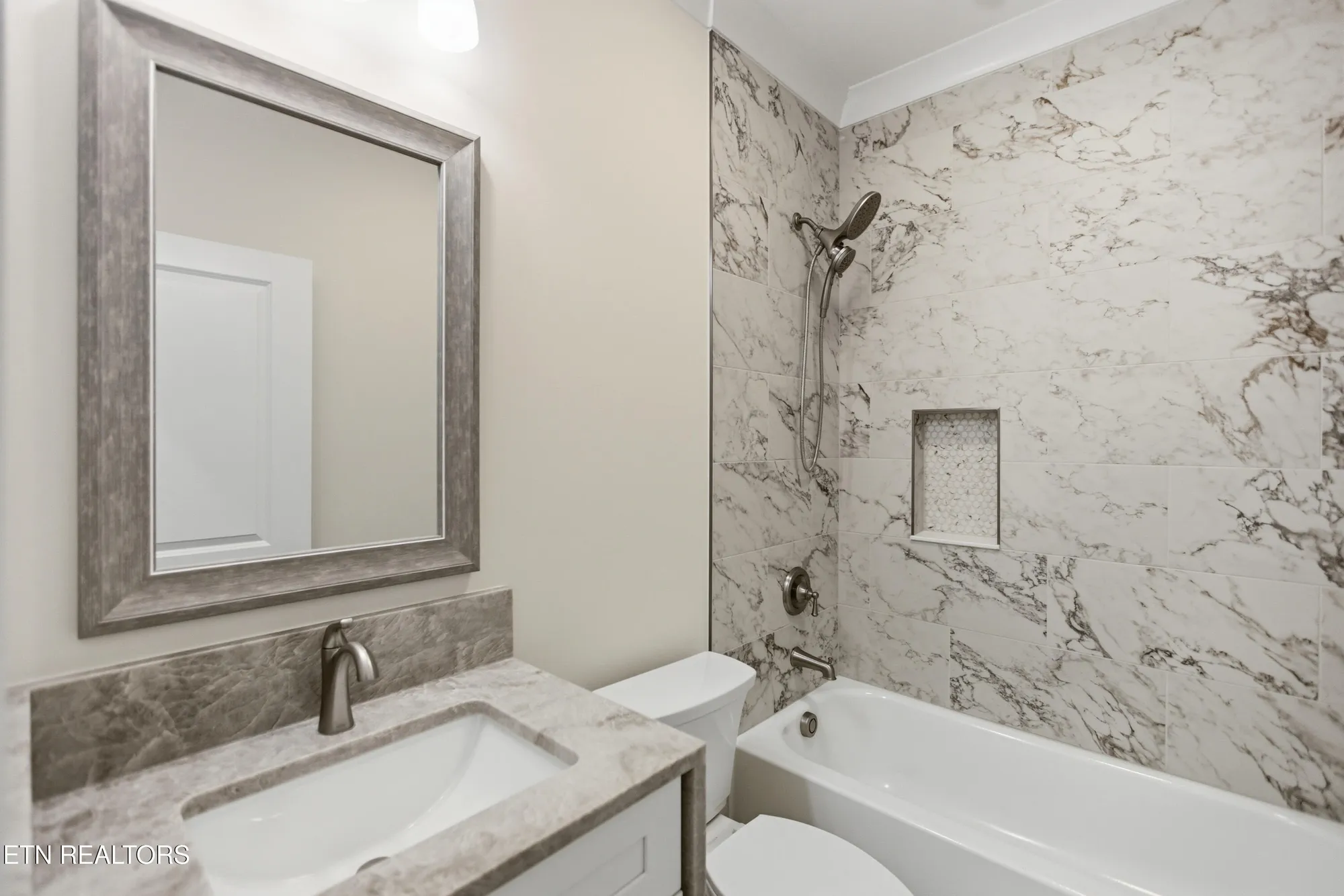 Property Slideshow image 35 of 51 | 256 elohi way, Loudon, TN, 37774