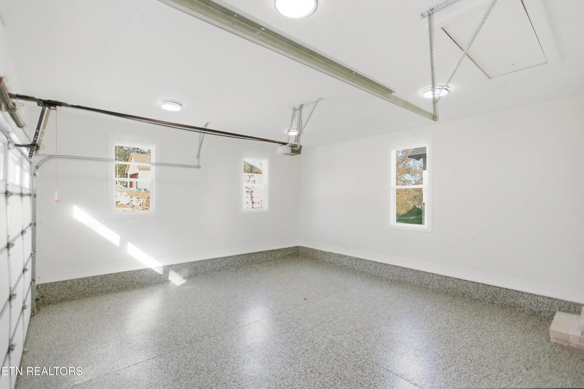 Property Slideshow image 45 of 51 | 256 elohi way, Loudon, TN, 37774