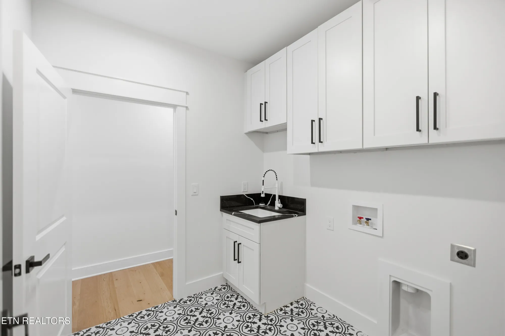 Property Slideshow image 44 of 51 | 256 elohi way, Loudon, TN, 37774