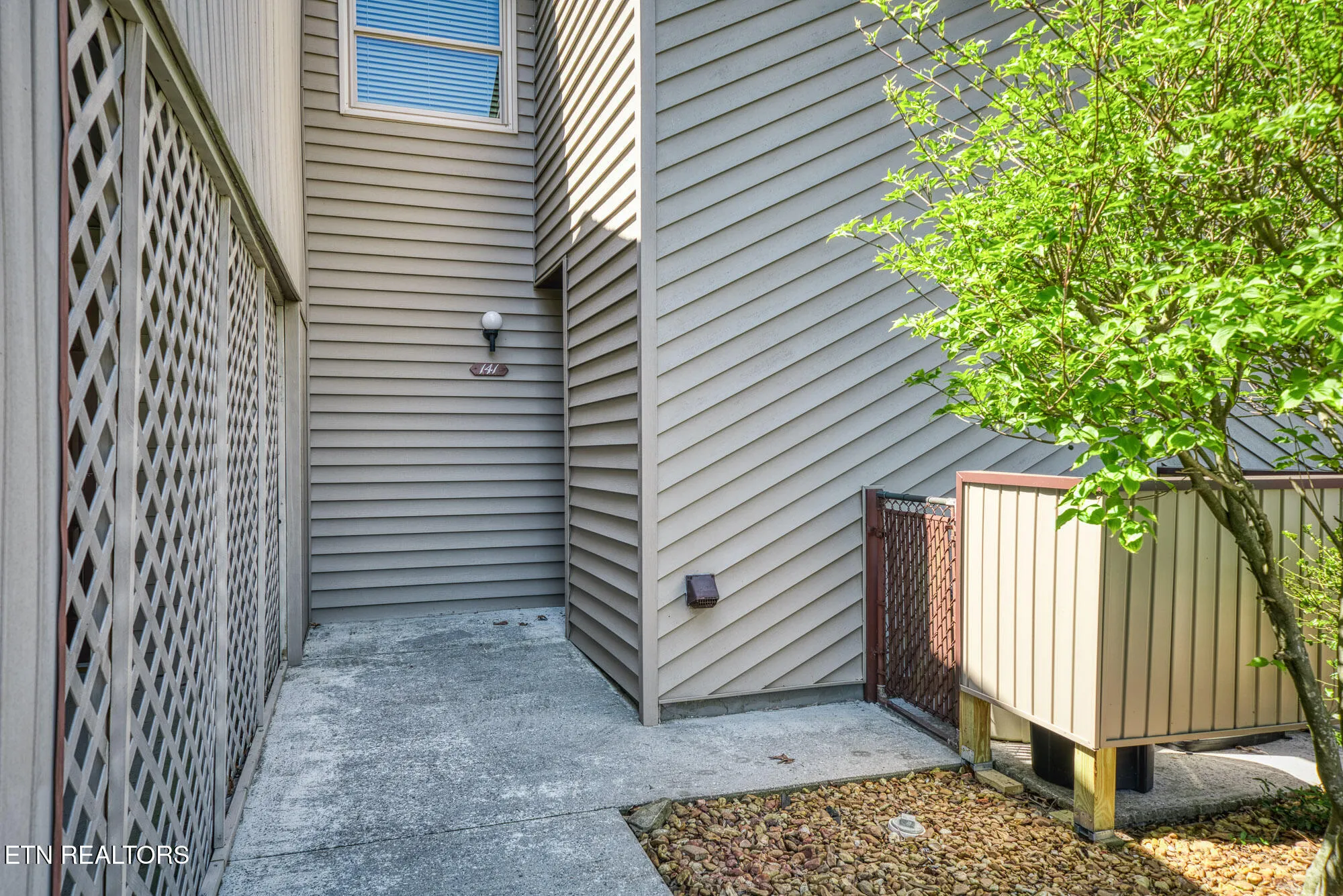 Property Slideshow image 3 of 40 | 7 lakeshore cir unit 141, Crossville, TN, 38558