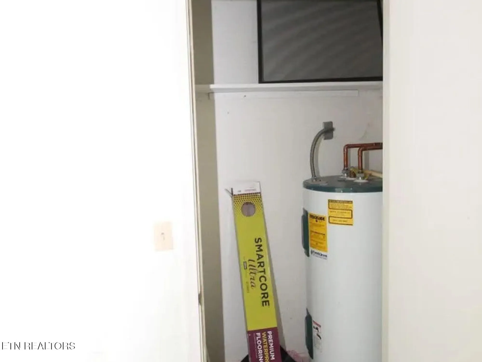 Property Slideshow image 3 of 29 | 119 anglewood dr, Crossville, TN, 38558