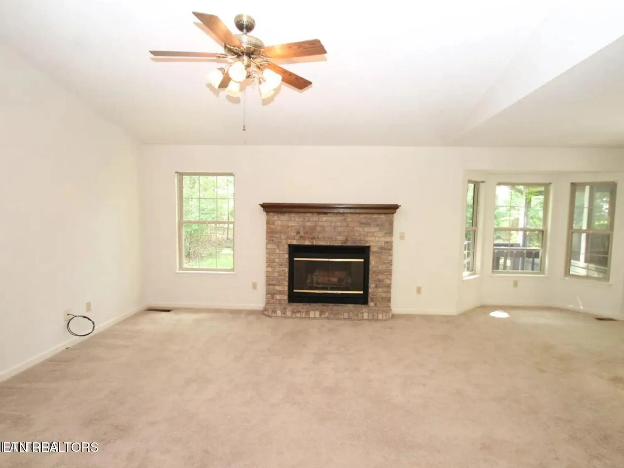 Property Slideshow image 28 of 29 | 119 anglewood dr, Crossville, TN, 38558