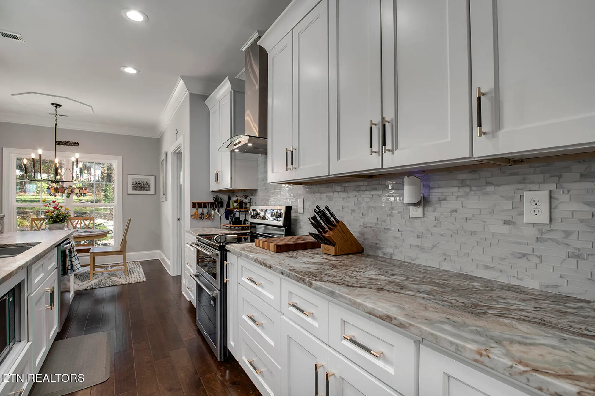 Property Slideshow image 16 of 47 | 101 inagehi way, Loudon, TN, 37774