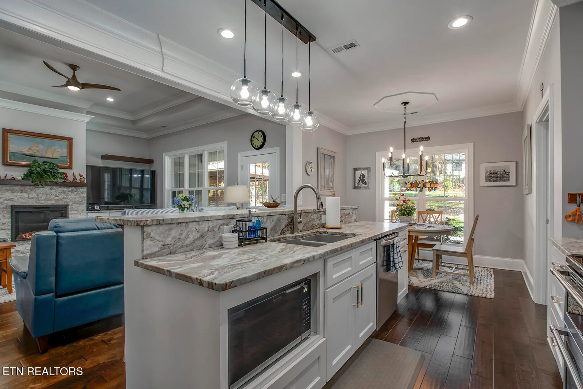 Property Slideshow image 18 of 47 | 101 inagehi way, Loudon, TN, 37774