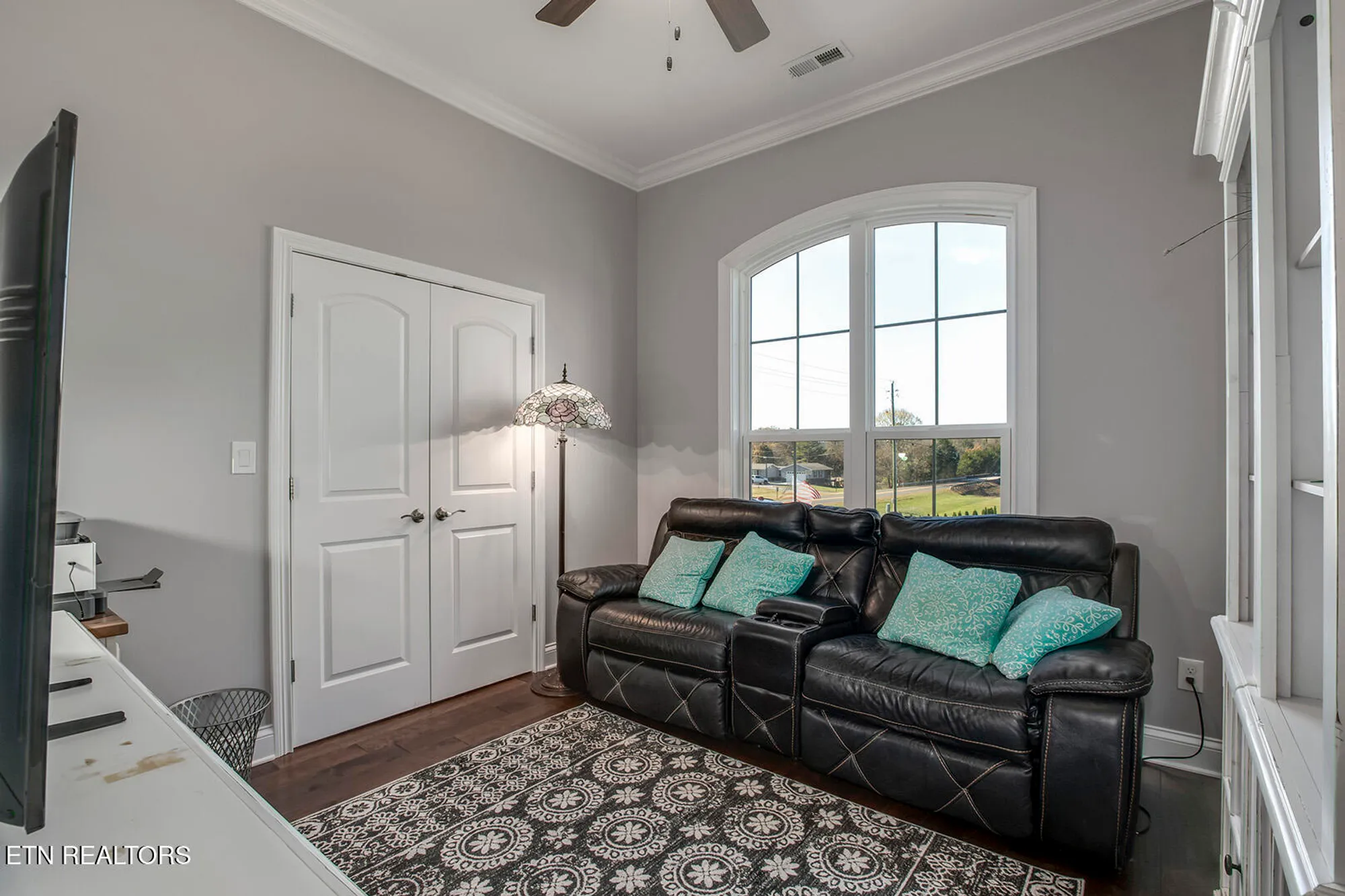 Property Slideshow image 29 of 47 | 101 inagehi way, Loudon, TN, 37774