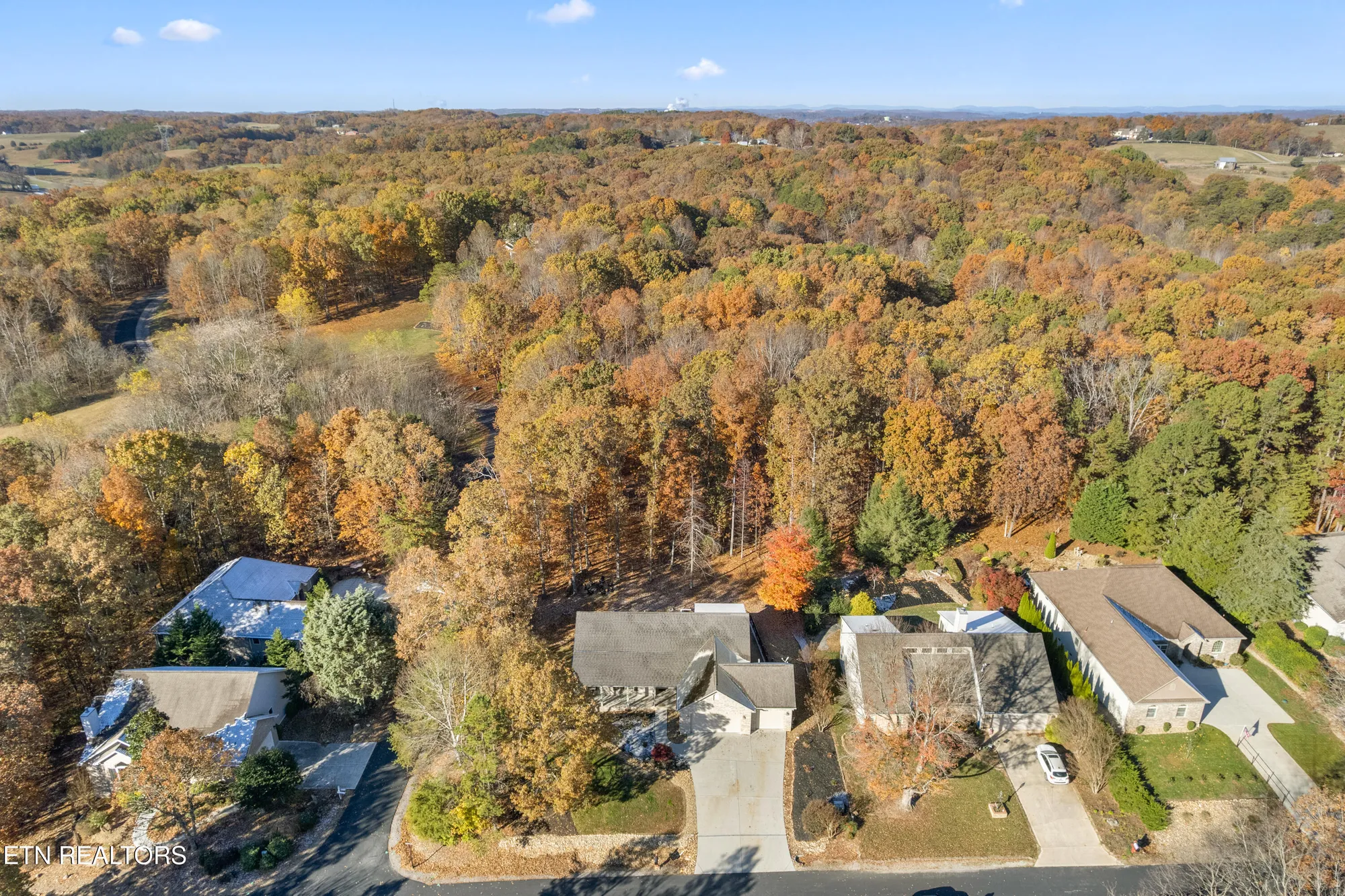 Property Slideshow image 49 of 56 | 280 coyatee dr, Loudon, TN, 37774