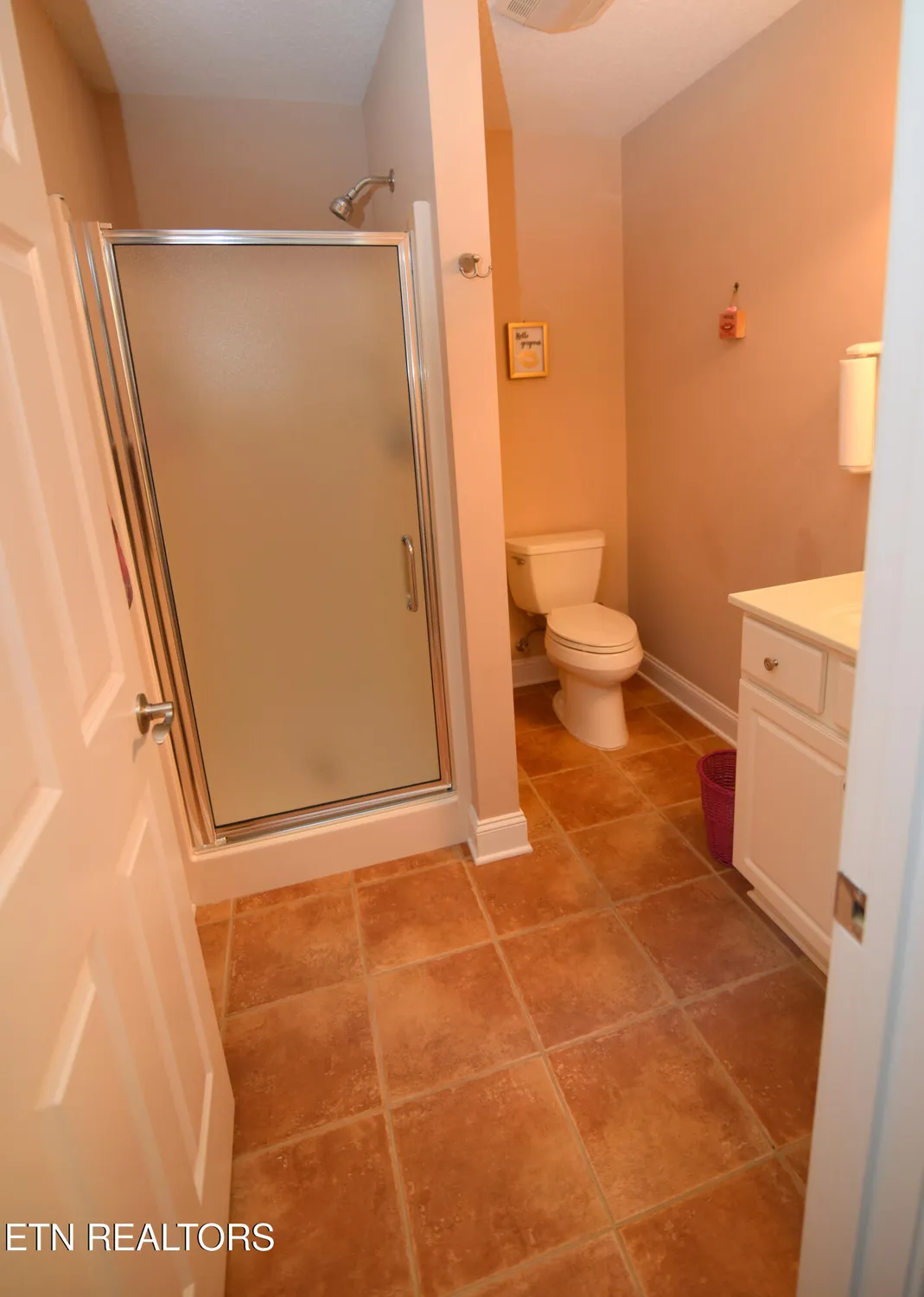 Property Slideshow image 25 of 56 | 280 coyatee dr, Loudon, TN, 37774