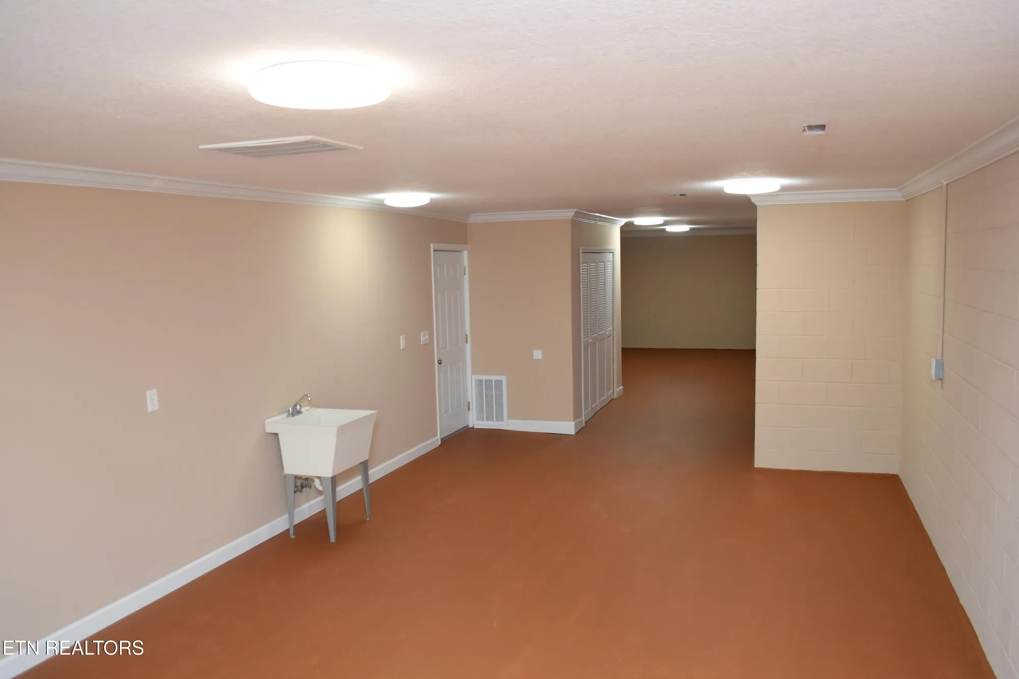 Property Slideshow image 34 of 56 | 280 coyatee dr, Loudon, TN, 37774