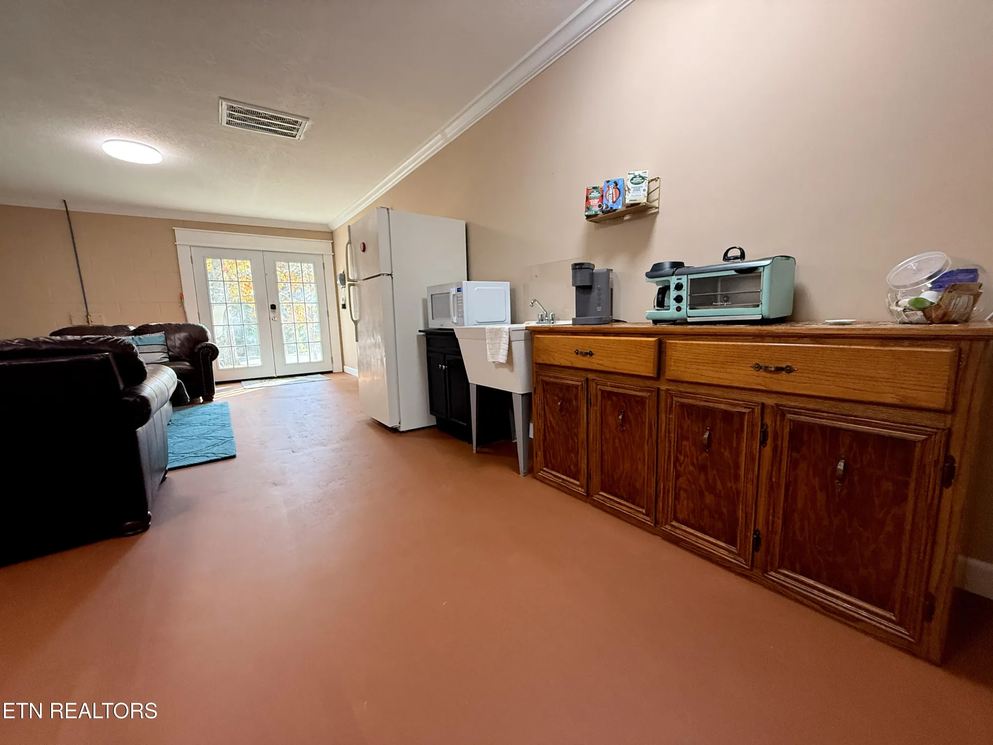 Property Slideshow image 32 of 56 | 280 coyatee dr, Loudon, TN, 37774