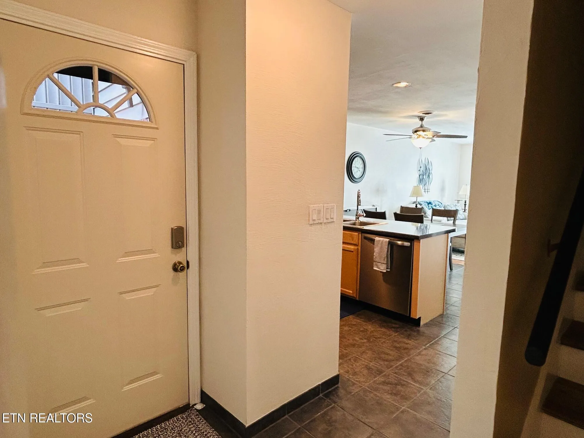 Property Slideshow image 5 of 40 | 7 lakeshore cir unit 141, Crossville, TN, 38558