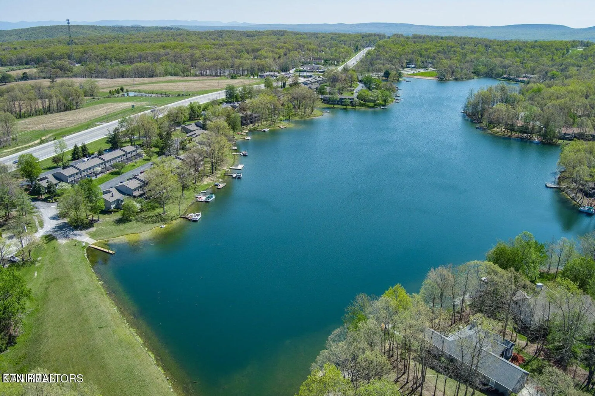 Property Slideshow image 37 of 40 | 7 lakeshore cir unit 141, Crossville, TN, 38558