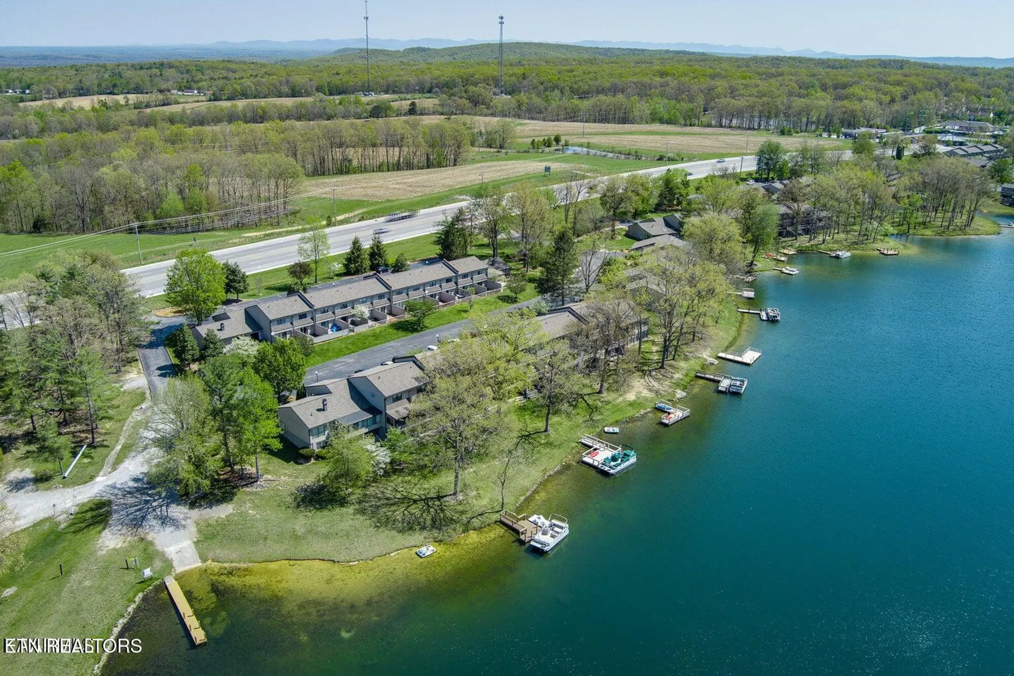 Property Slideshow image 38 of 40 | 7 lakeshore cir unit 141, Crossville, TN, 38558