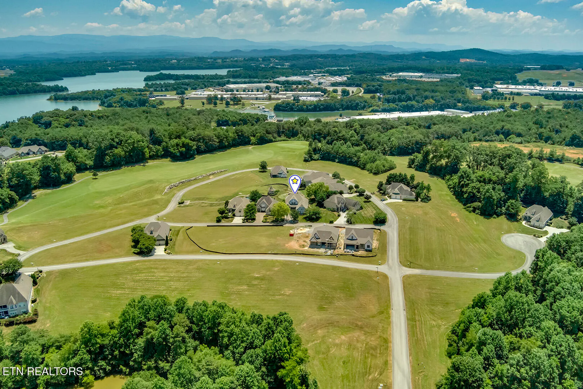 Property Slideshow image 56 of 62 | 104 greenfinch dr, Vonore, TN, 37885