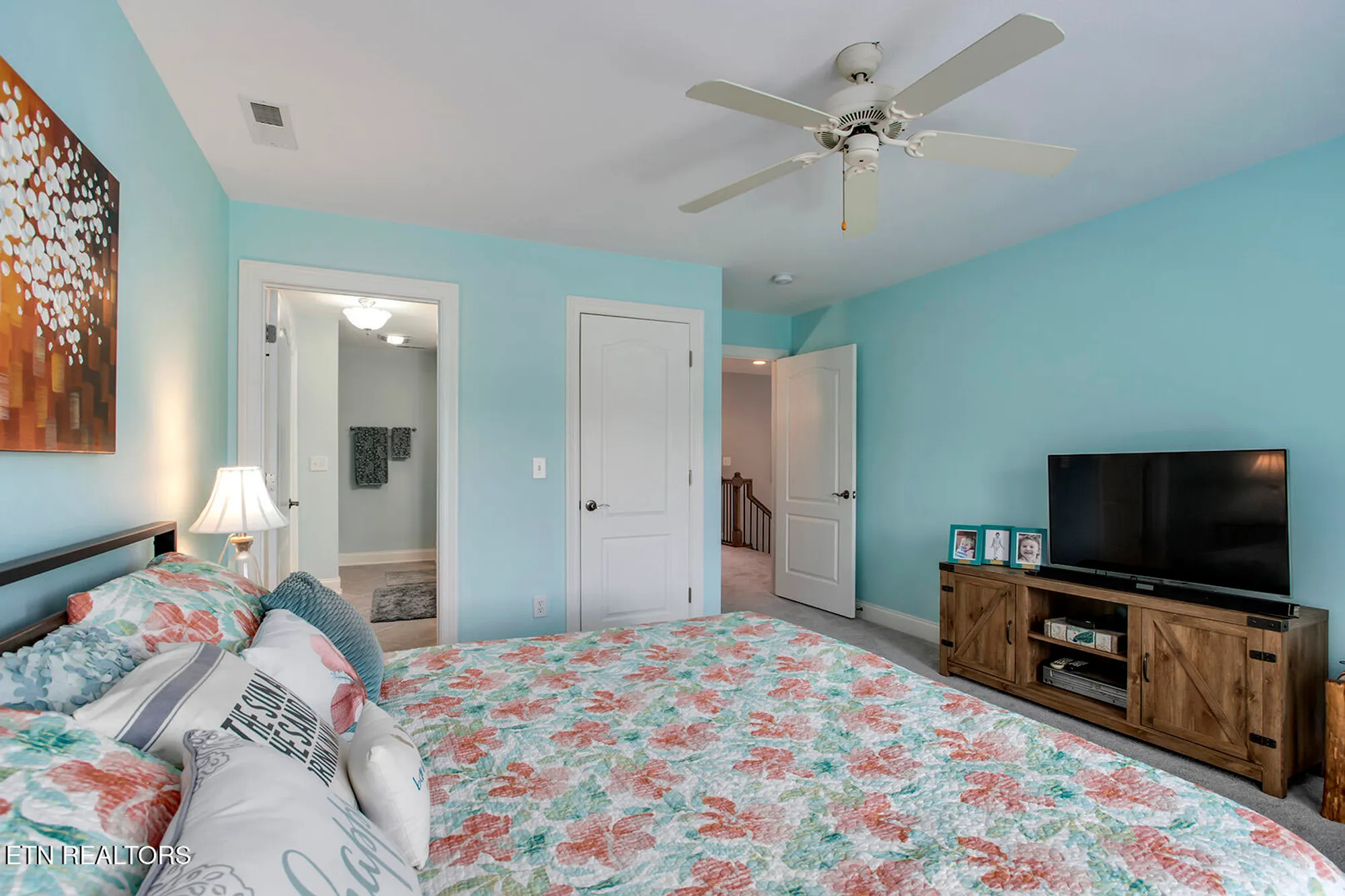 Property Slideshow image 48 of 62 | 104 greenfinch dr, Vonore, TN, 37885