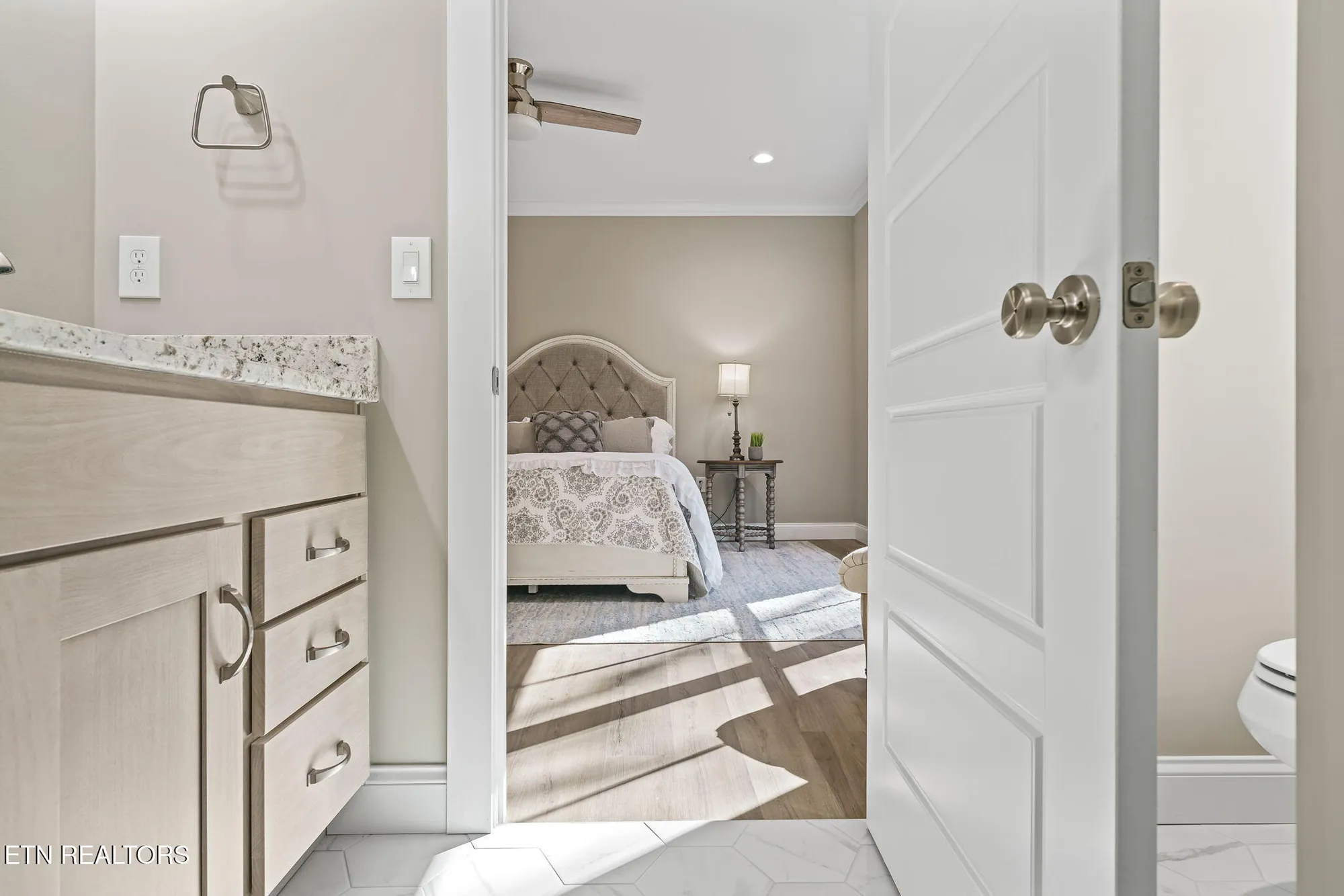 Property Slideshow image 25 of 37 | 149 dalefield loop, Crossville, TN, 38558