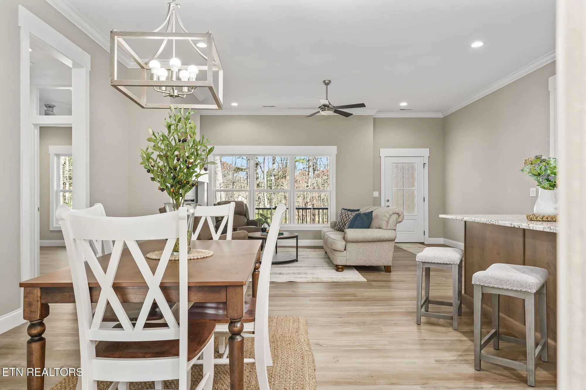 Property Slideshow image 16 of 37 | 149 dalefield loop, Crossville, TN, 38558