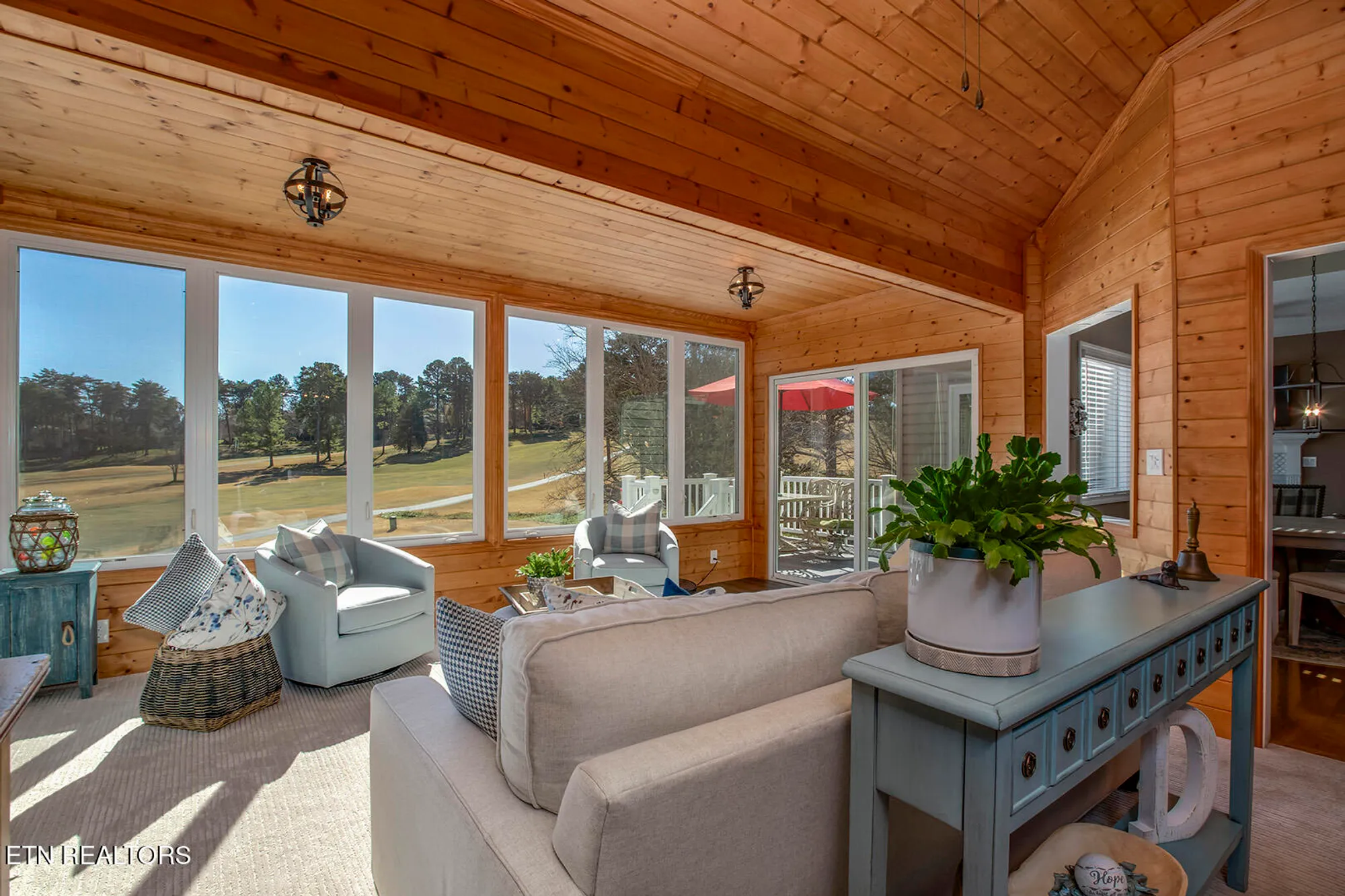 Property Slideshow image 10 of 60 | 130 daleyuhski way, Loudon, TN, 37774