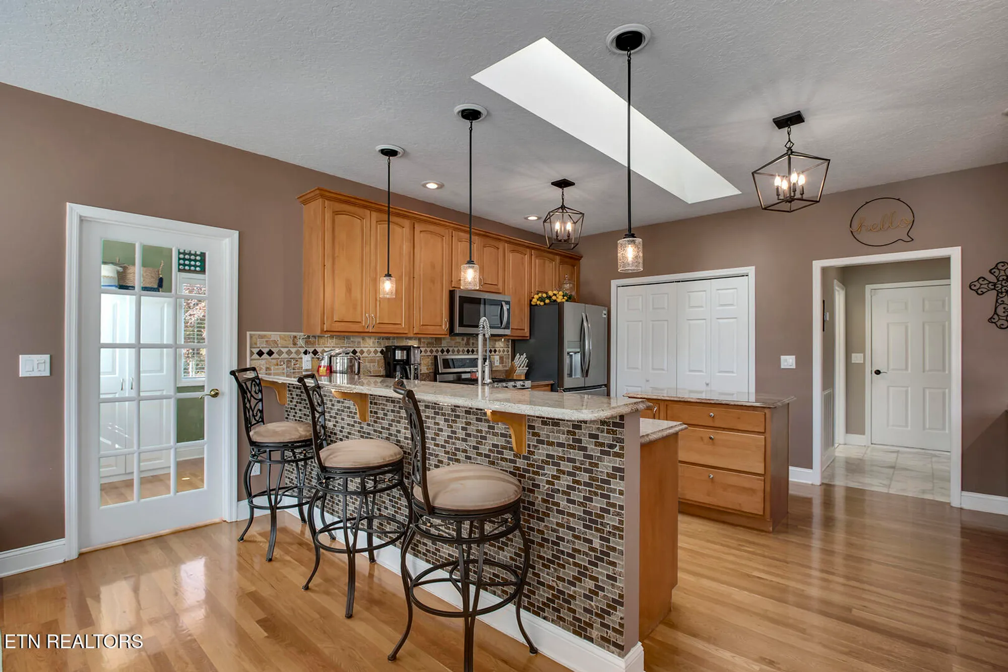 Property Slideshow image 26 of 60 | 130 daleyuhski way, Loudon, TN, 37774