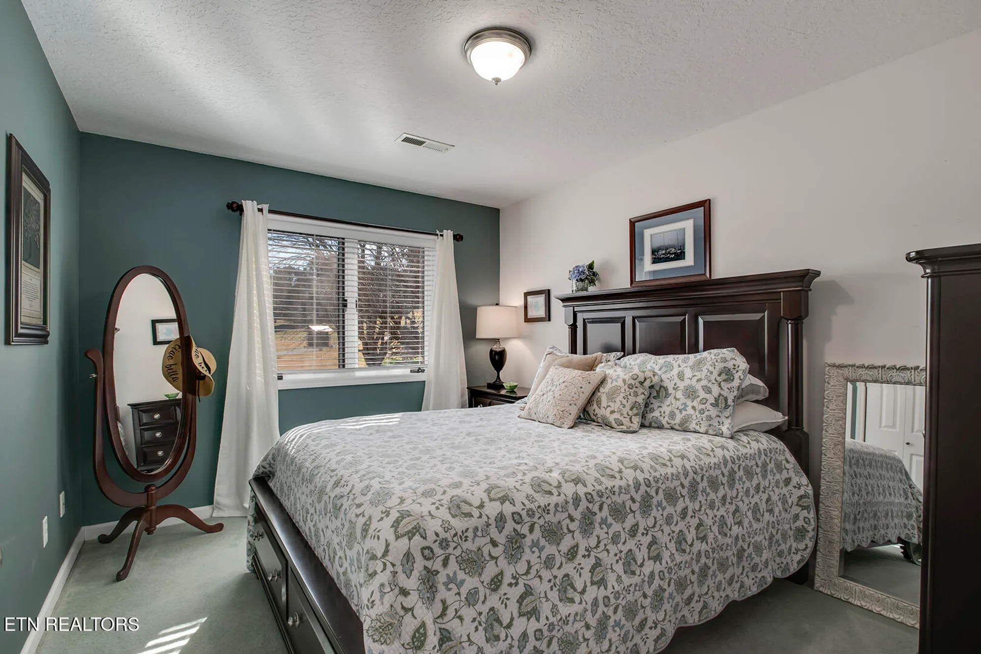 Property Slideshow image 53 of 60 | 130 daleyuhski way, Loudon, TN, 37774