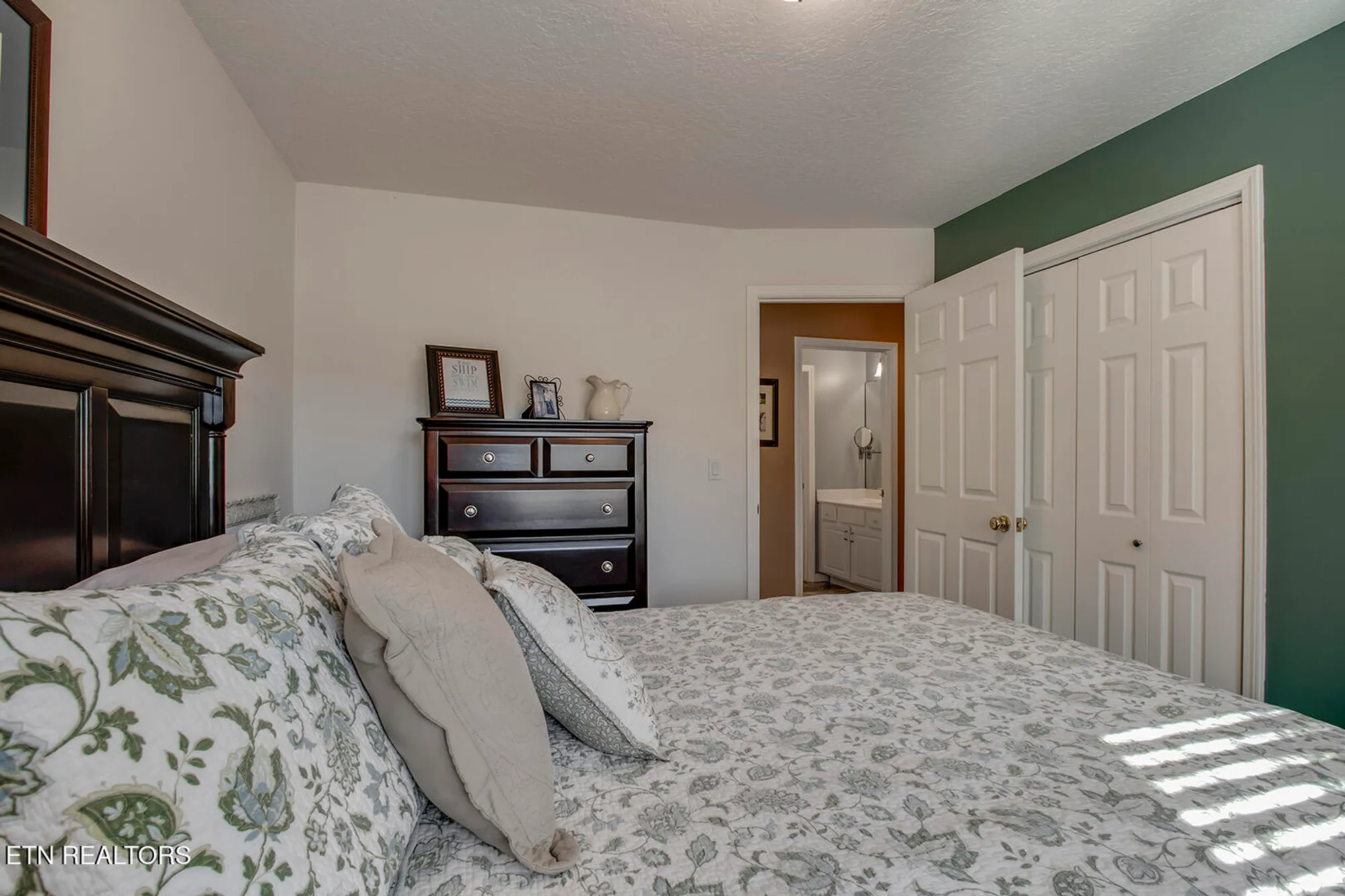 Property Slideshow image 54 of 60 | 130 daleyuhski way, Loudon, TN, 37774