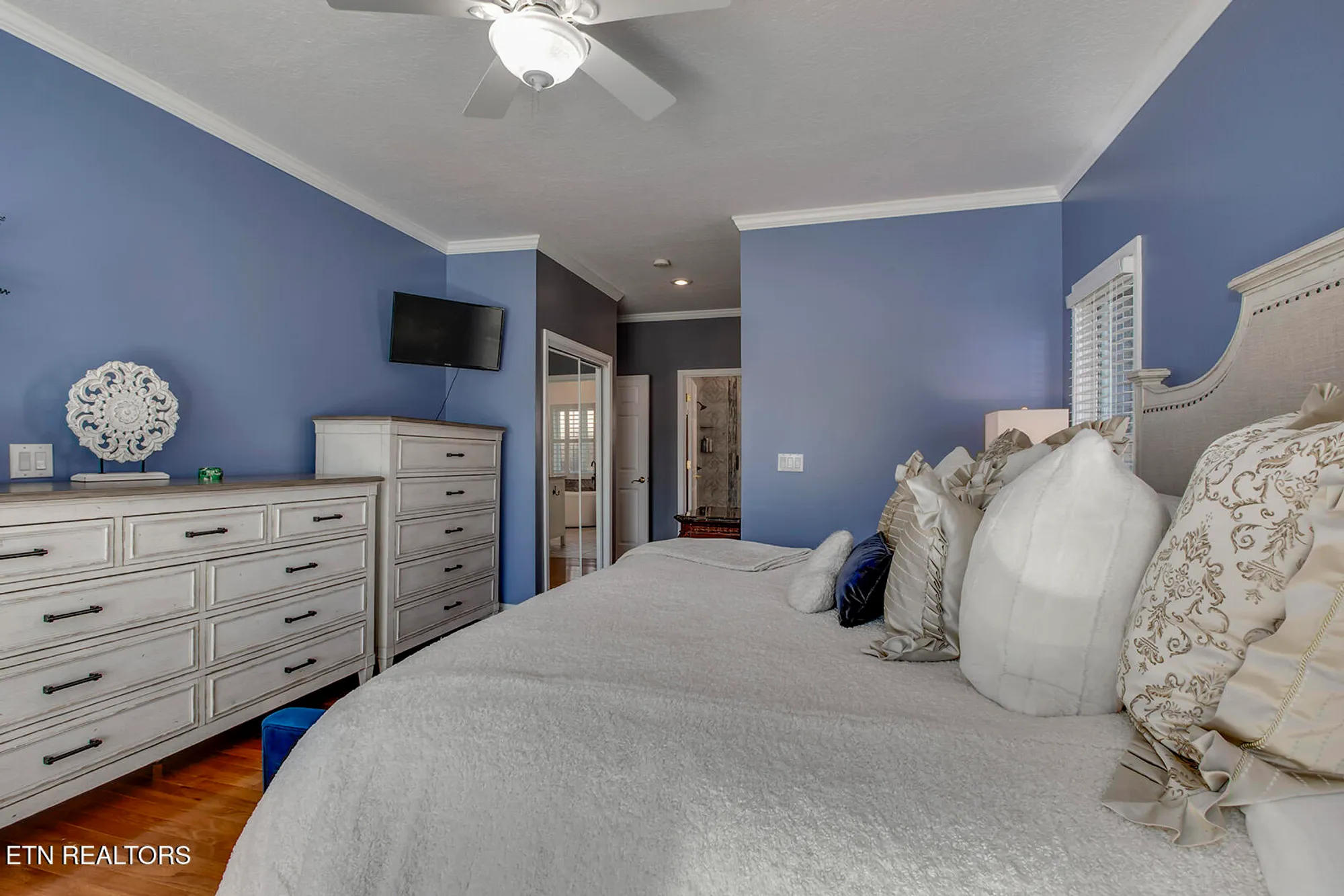 Property Slideshow image 43 of 60 | 130 daleyuhski way, Loudon, TN, 37774