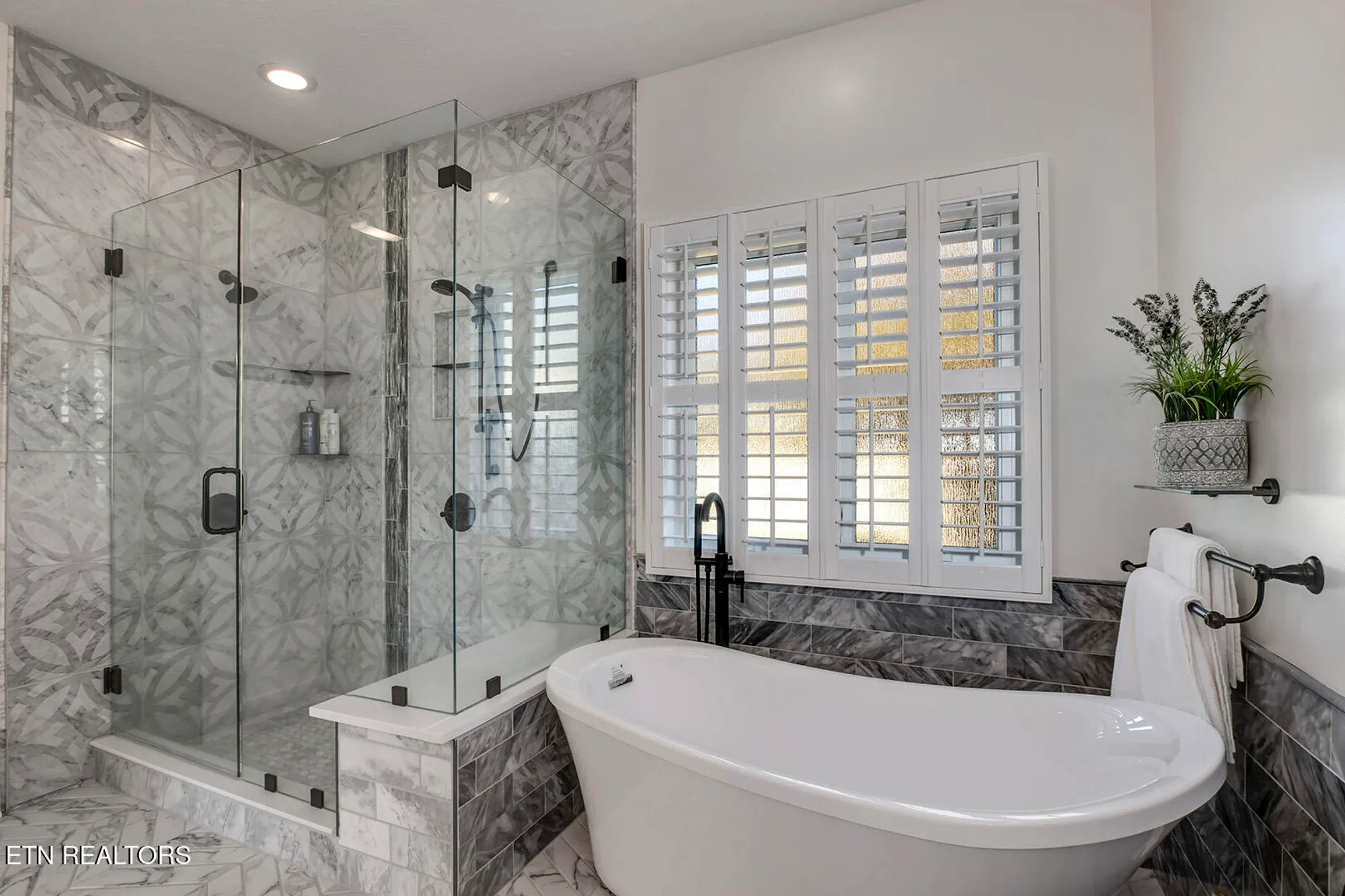 Property Slideshow image 45 of 60 | 130 daleyuhski way, Loudon, TN, 37774