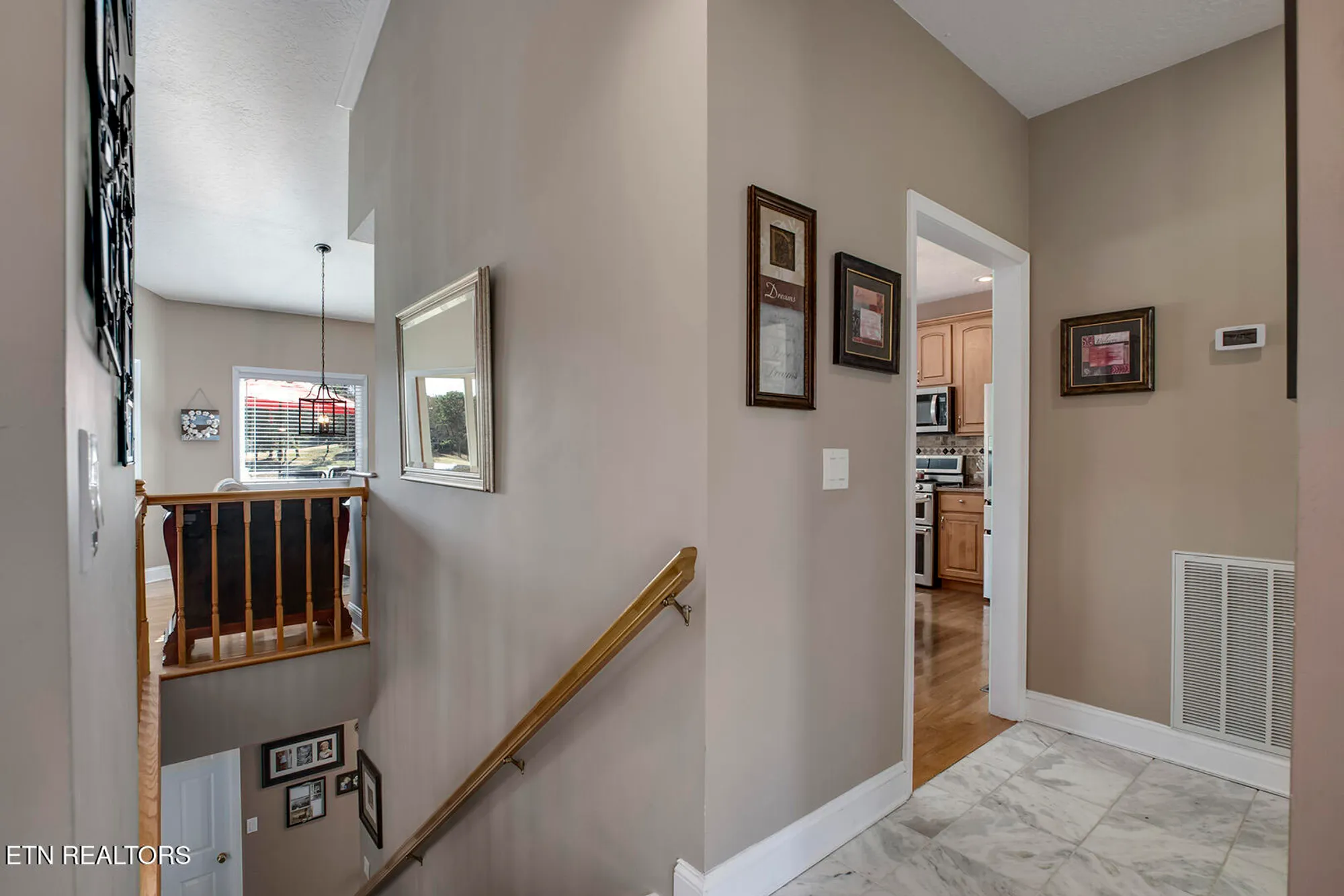 Property Slideshow image 48 of 60 | 130 daleyuhski way, Loudon, TN, 37774