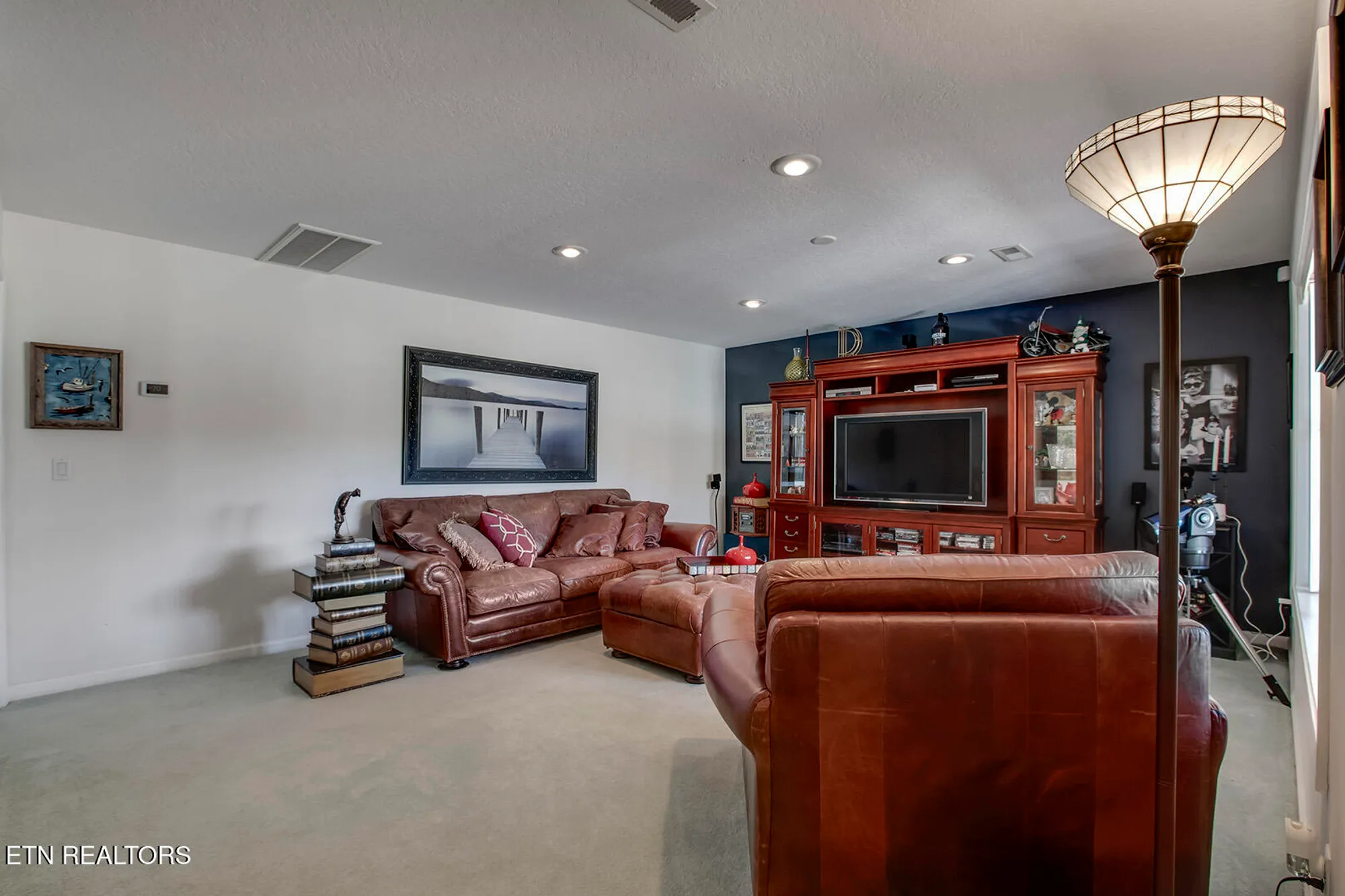 Property Slideshow image 49 of 60 | 130 daleyuhski way, Loudon, TN, 37774