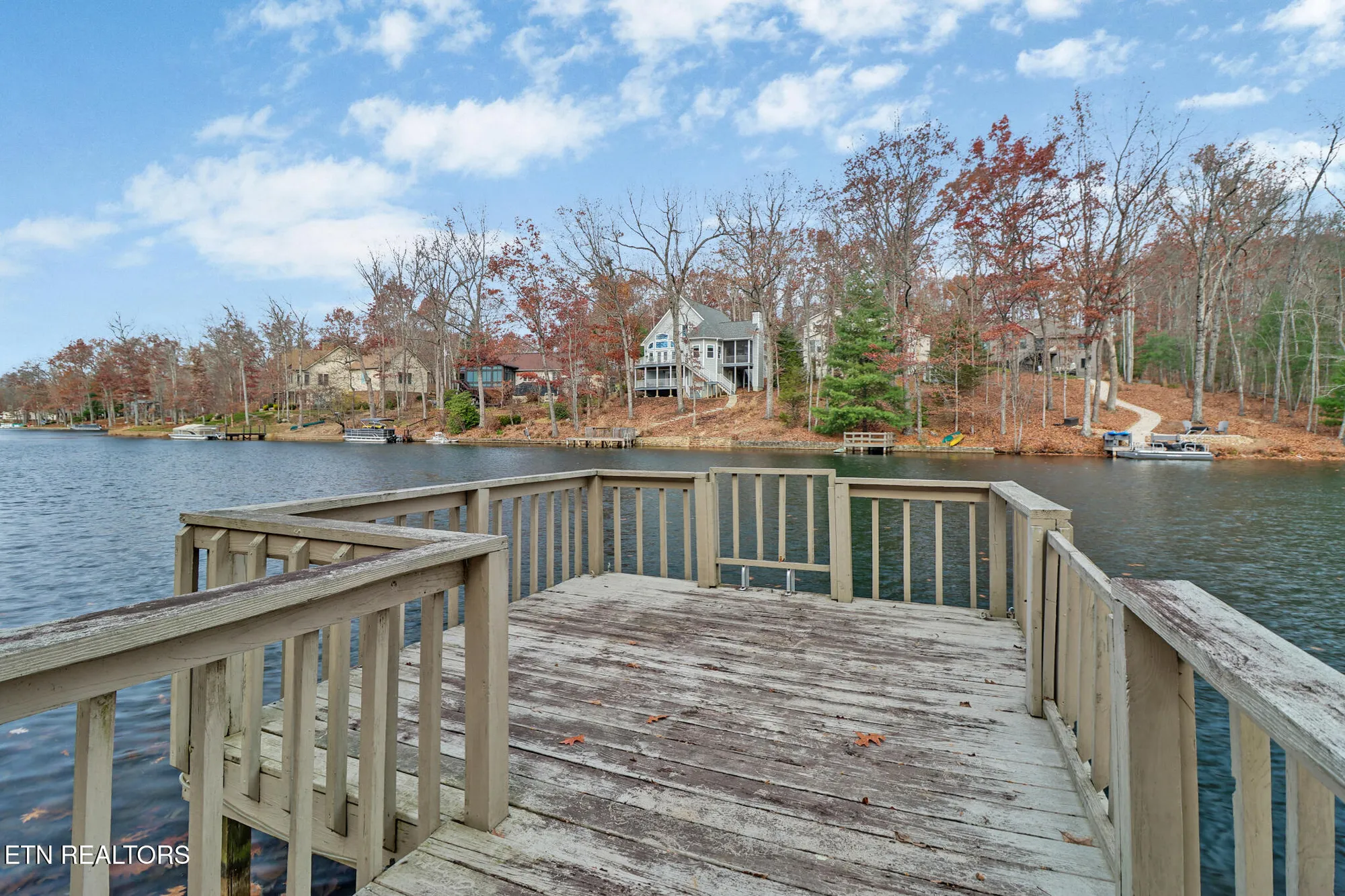 Property Slideshow image 16 of 52 | 129 shore ln, Crossville, TN, 38558